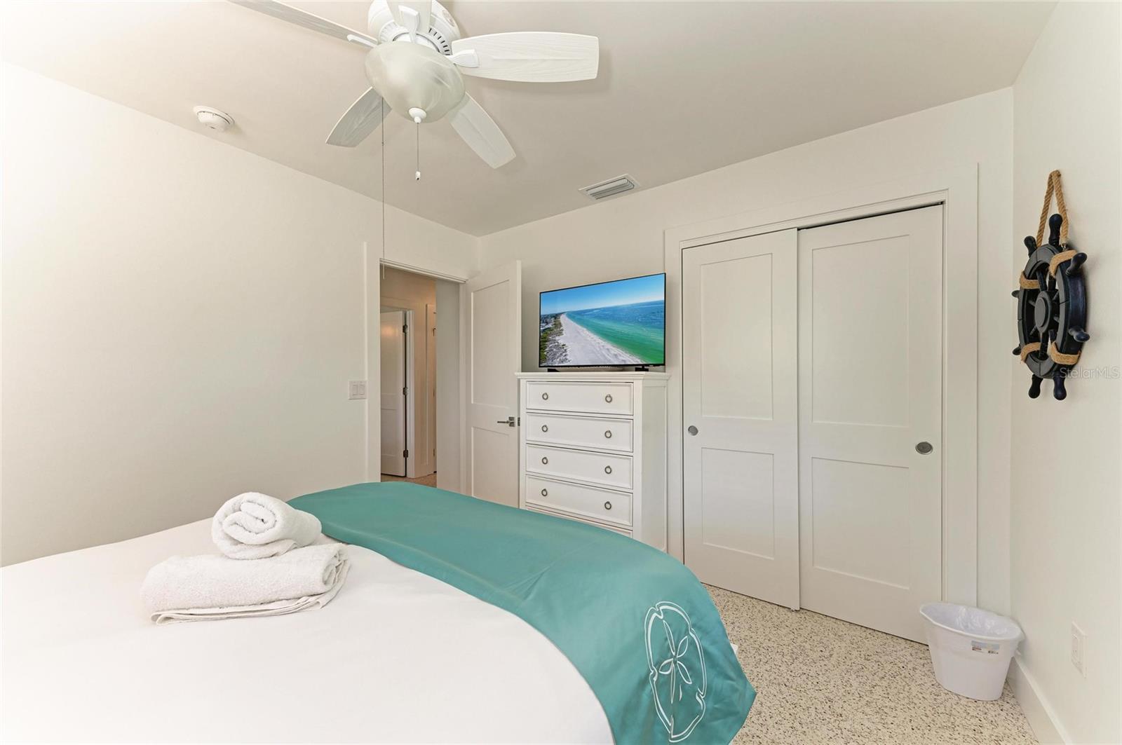 165 CRESCENT DR, ANNA MARIA, FL, 34216