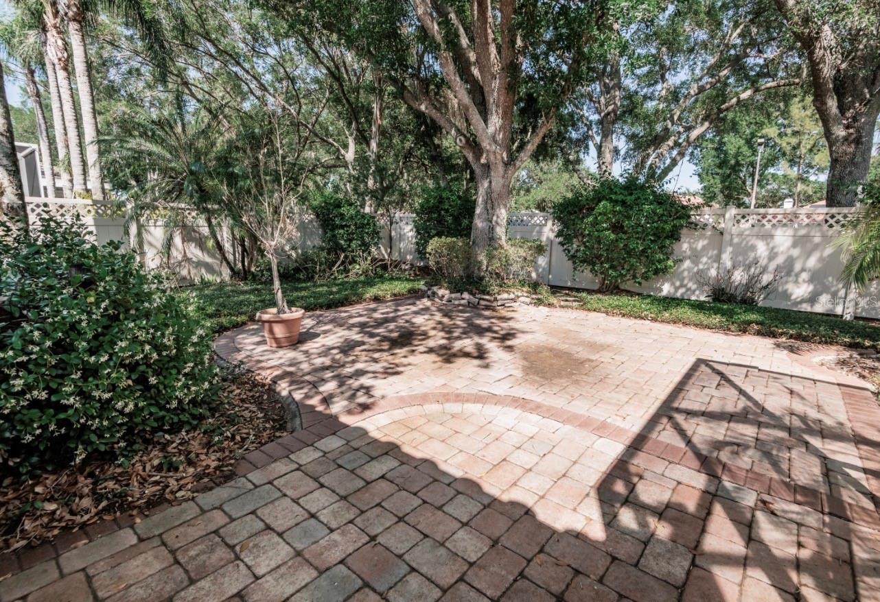 17803 HICKORY MOSS PL, TAMPA, FL, 33647