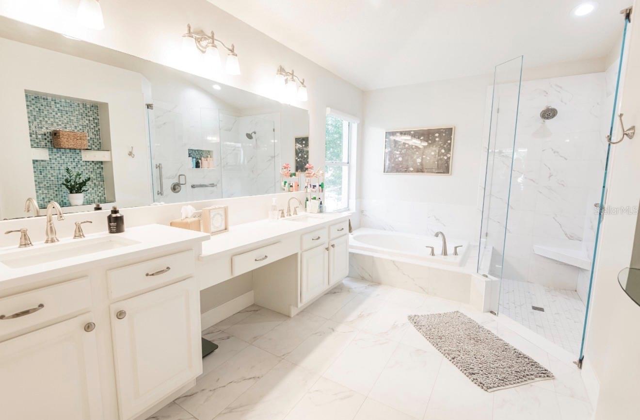 17803 HICKORY MOSS PL, TAMPA, FL, 33647