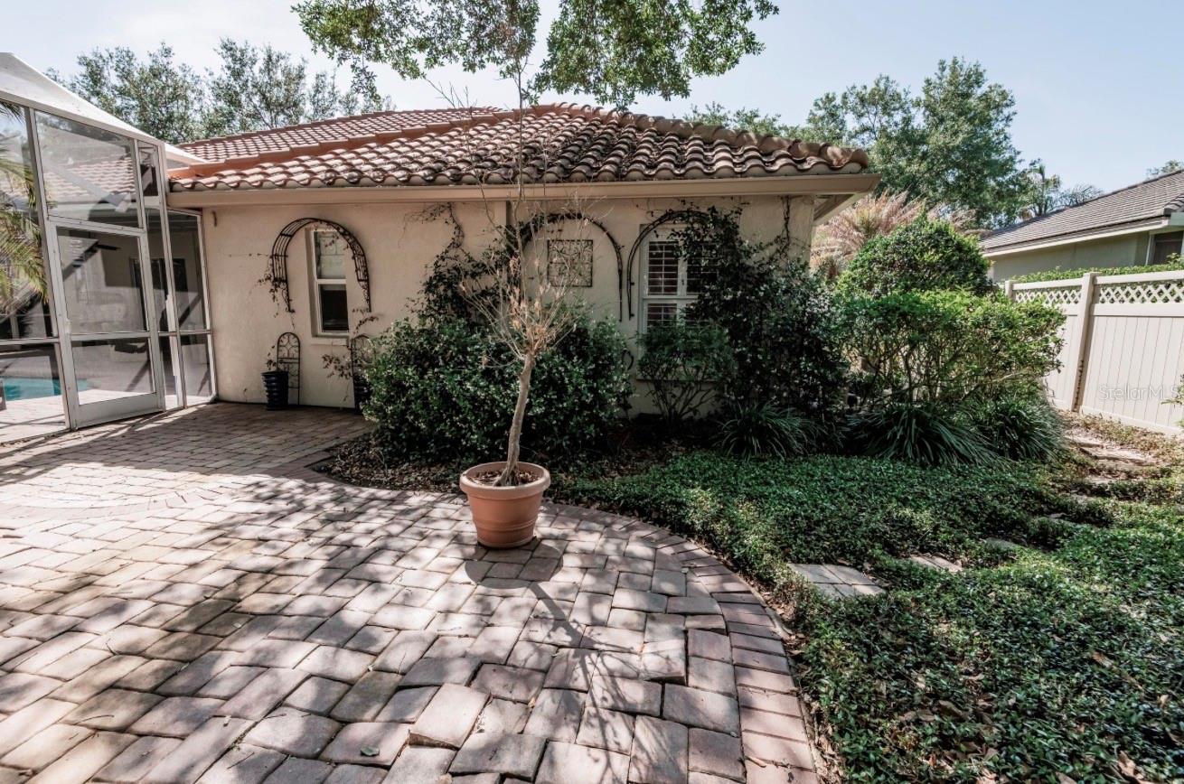 17803 HICKORY MOSS PL, TAMPA, FL, 33647