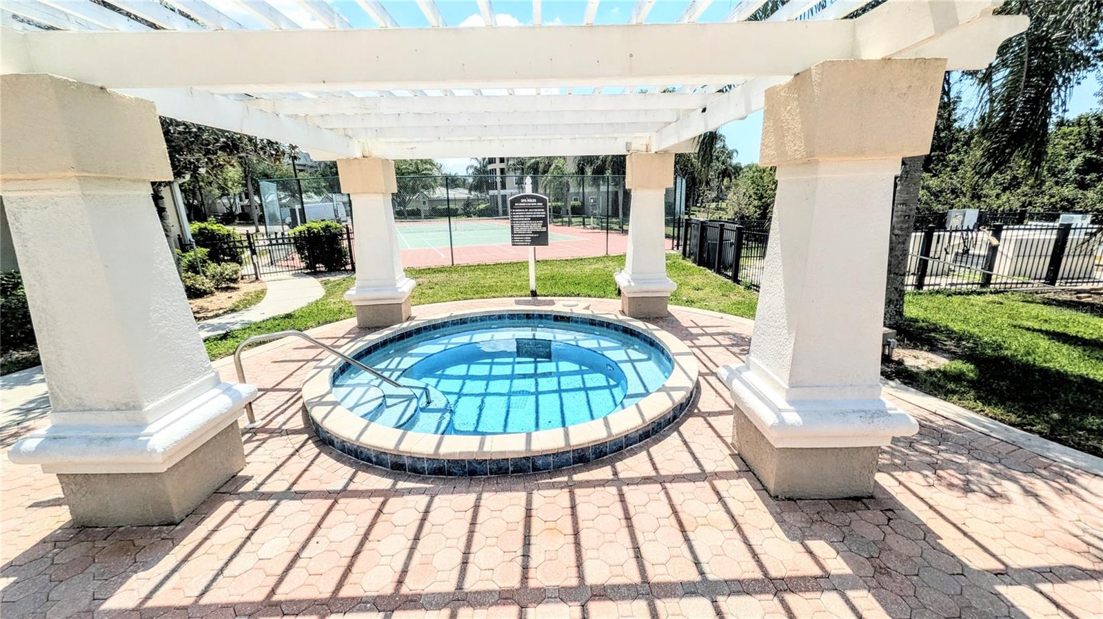 5174 NORTHRIDGE RD #102, SARASOTA, FL, 34238