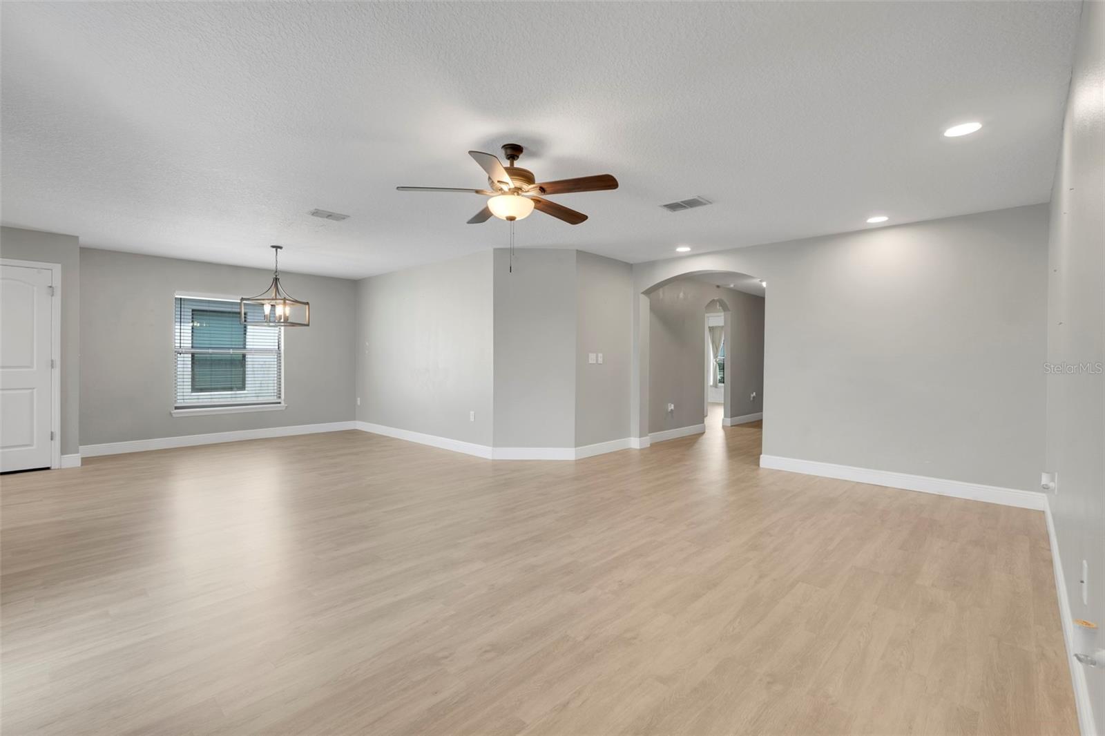 910 ASPEN VIEW CIR, GROVELAND, FL, 34736