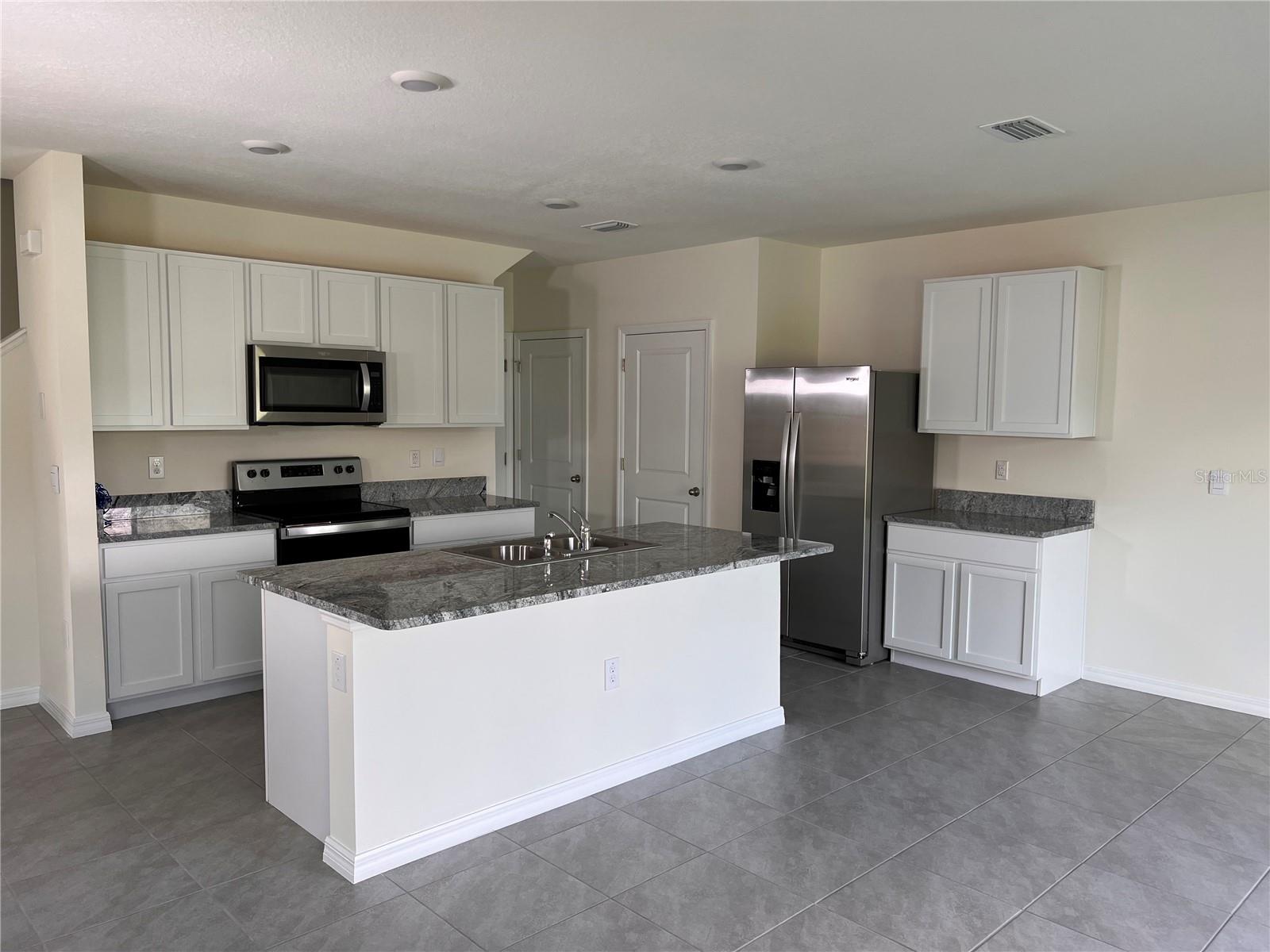 3379 SUNCOAST PLAINS DR, ODESSA, FL, 33556