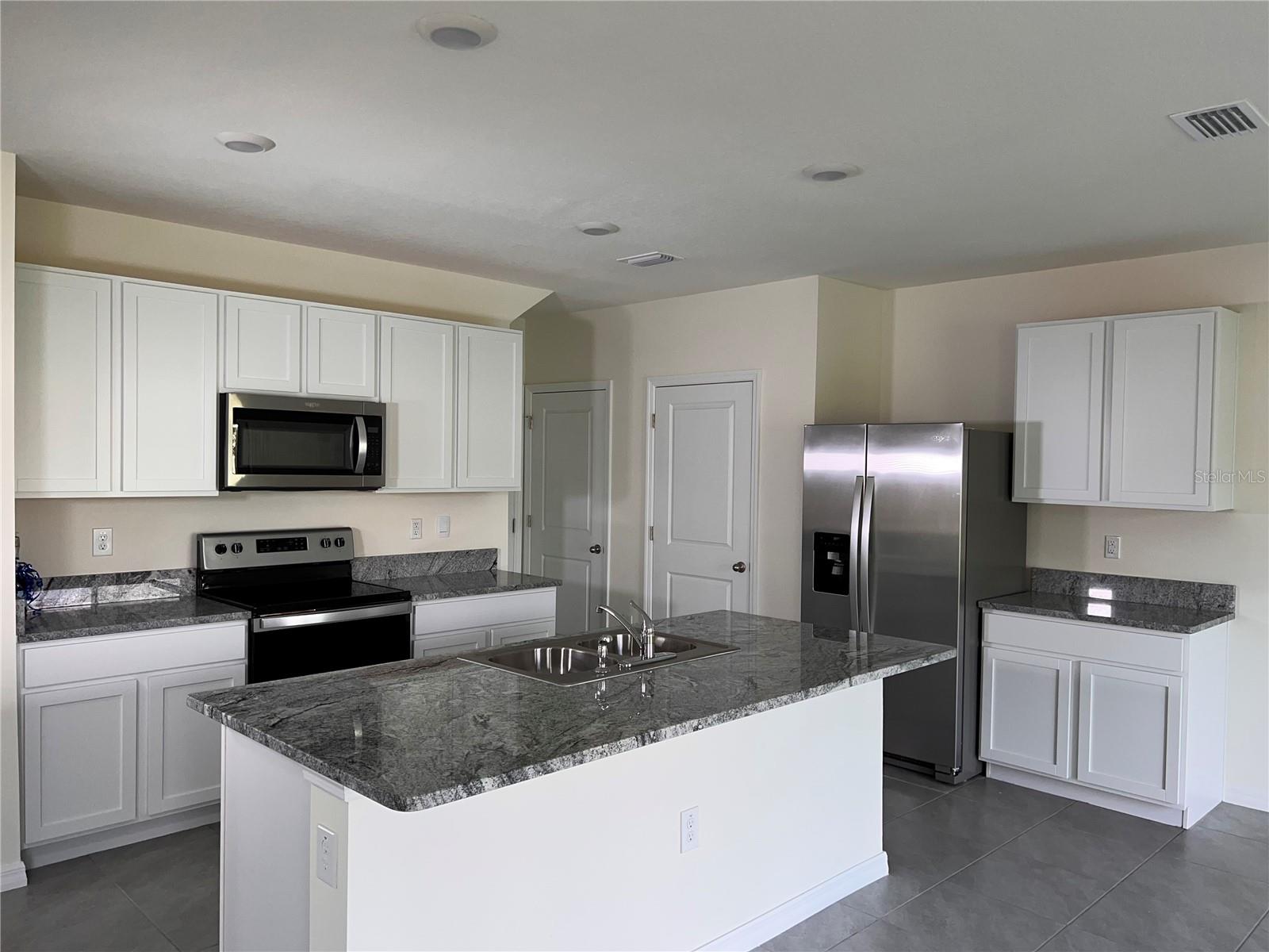3379 SUNCOAST PLAINS DR, ODESSA, FL, 33556