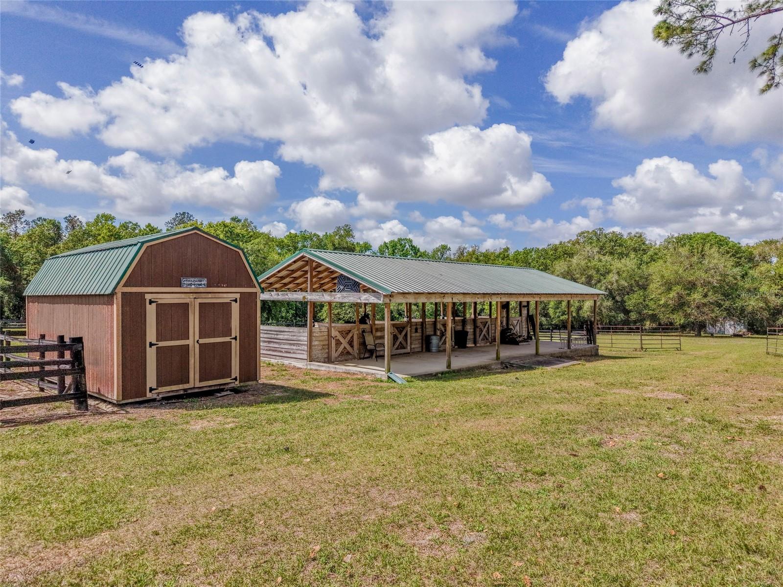 32640 BLUEBERRY HILL WAY, DADE CITY, FL, 33523