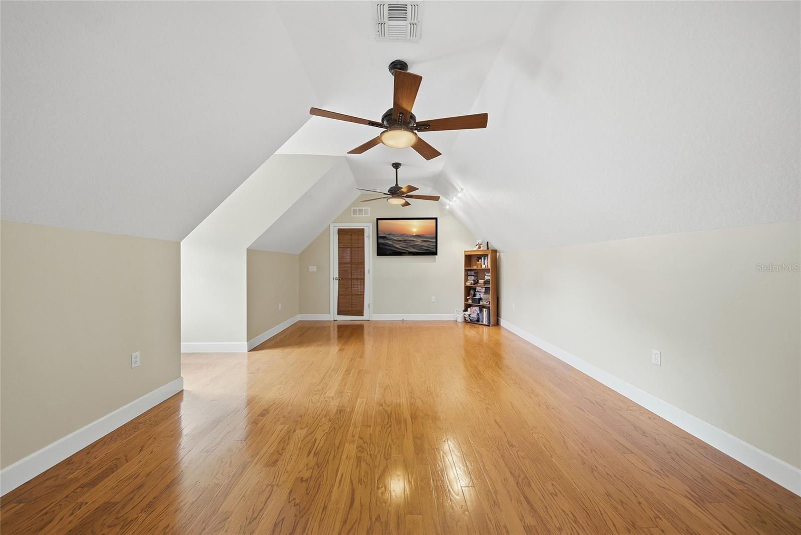 32640 BLUEBERRY HILL WAY, DADE CITY, FL, 33523