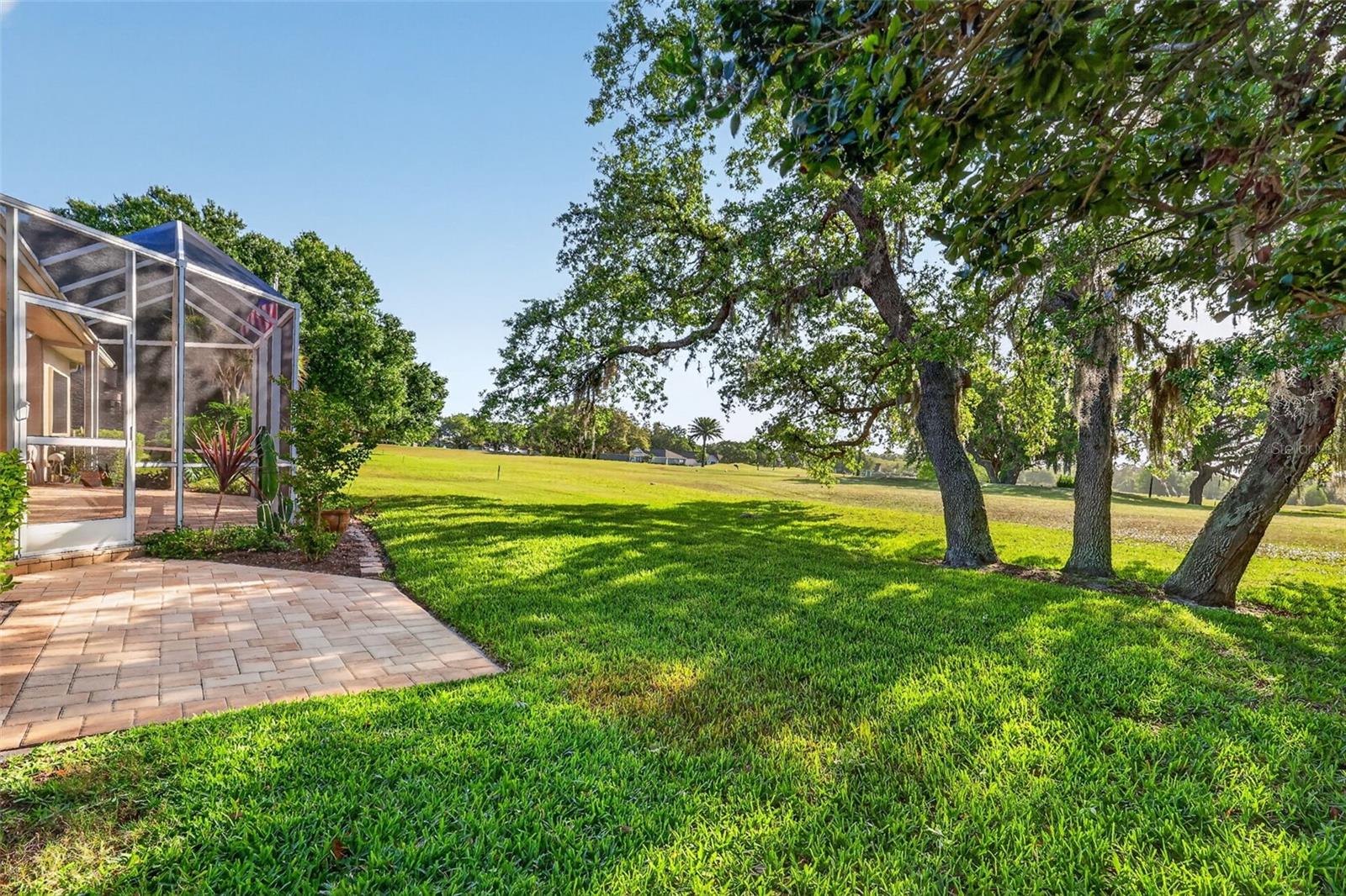 1880 EDGEWATER DR, MOUNT DORA, FL, 32757