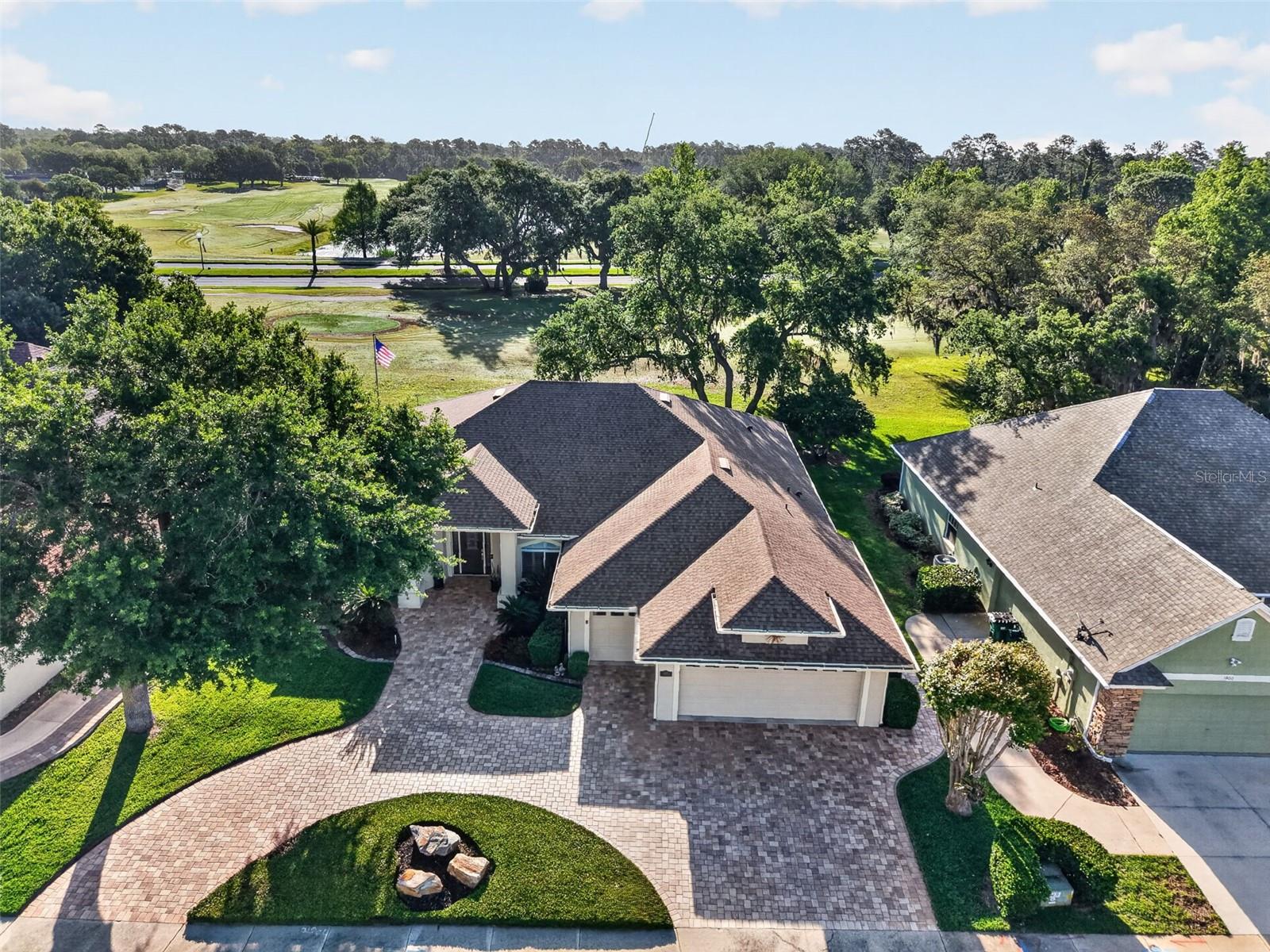 1880 EDGEWATER DR, MOUNT DORA, FL, 32757