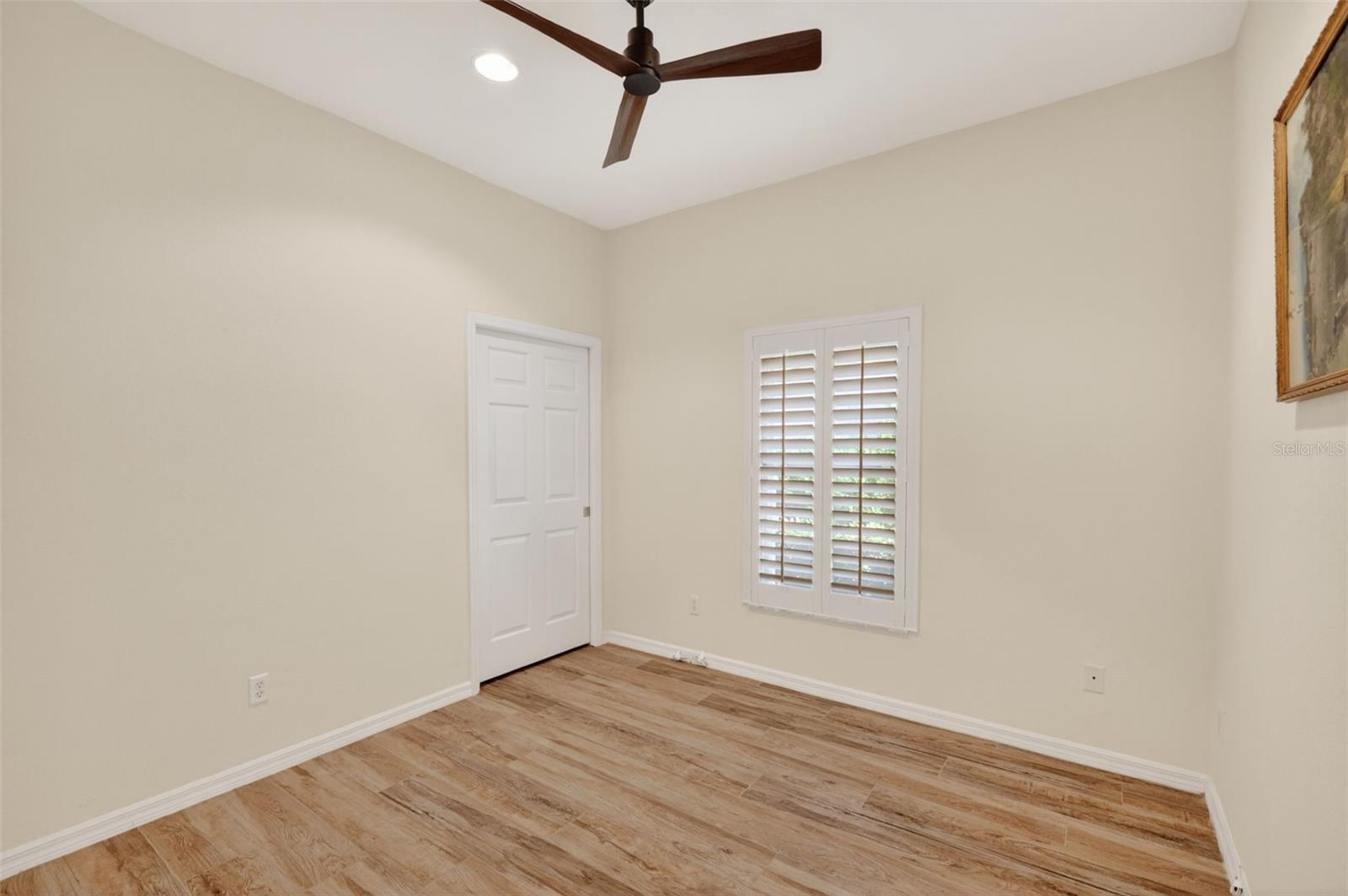 1880 EDGEWATER DR, MOUNT DORA, FL, 32757