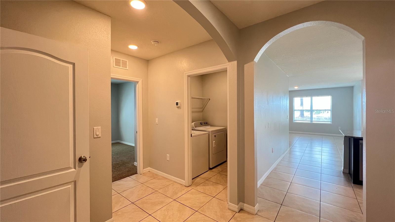2440 WHITE POPPY DR, KISSIMMEE, FL, 34747