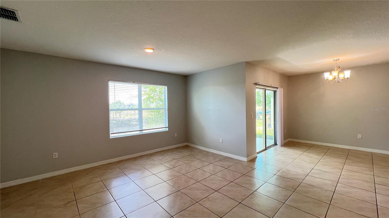 2440 WHITE POPPY DR, KISSIMMEE, FL, 34747