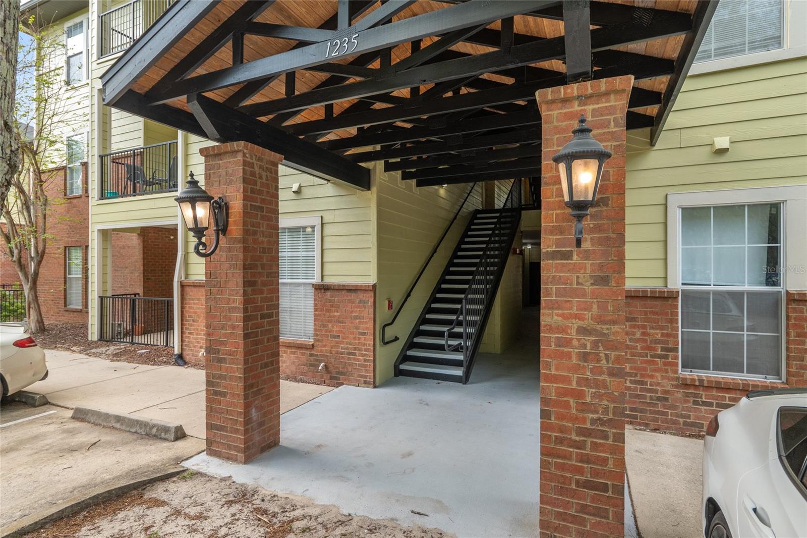 1235 SW 9TH RD #301, GAINESVILLE, FL, 32601