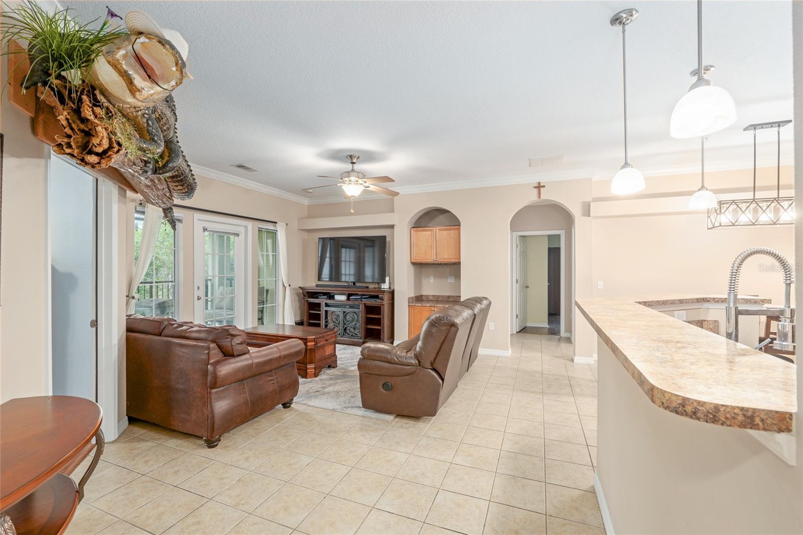 1235 SW 9TH RD #301, GAINESVILLE, FL, 32601
