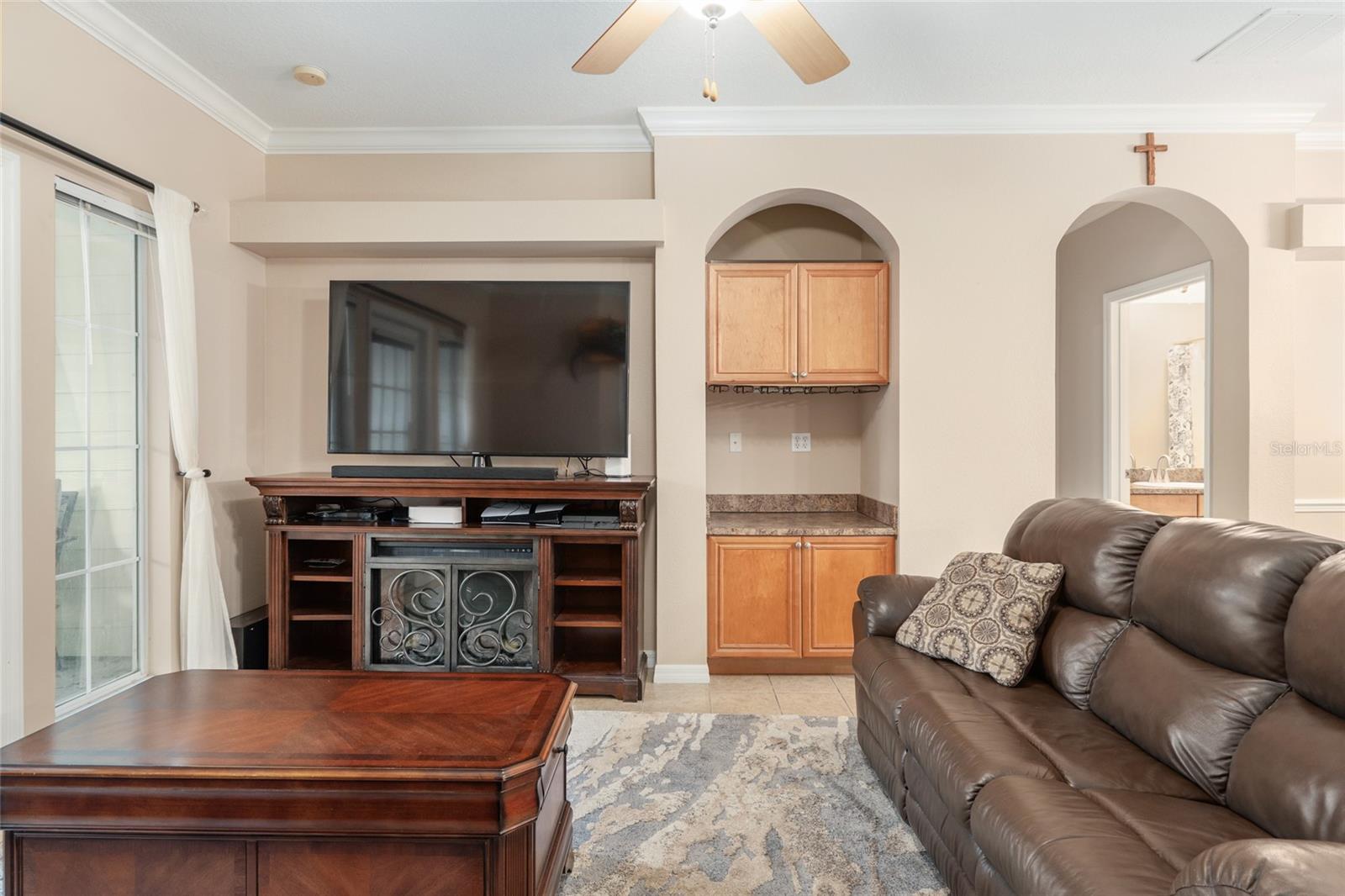 1235 SW 9TH RD #301, GAINESVILLE, FL, 32601