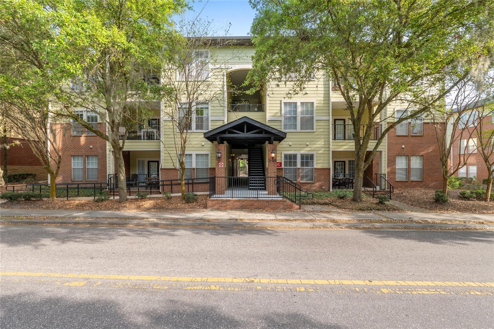 1235 SW 9TH RD #301, GAINESVILLE, FL, 32601