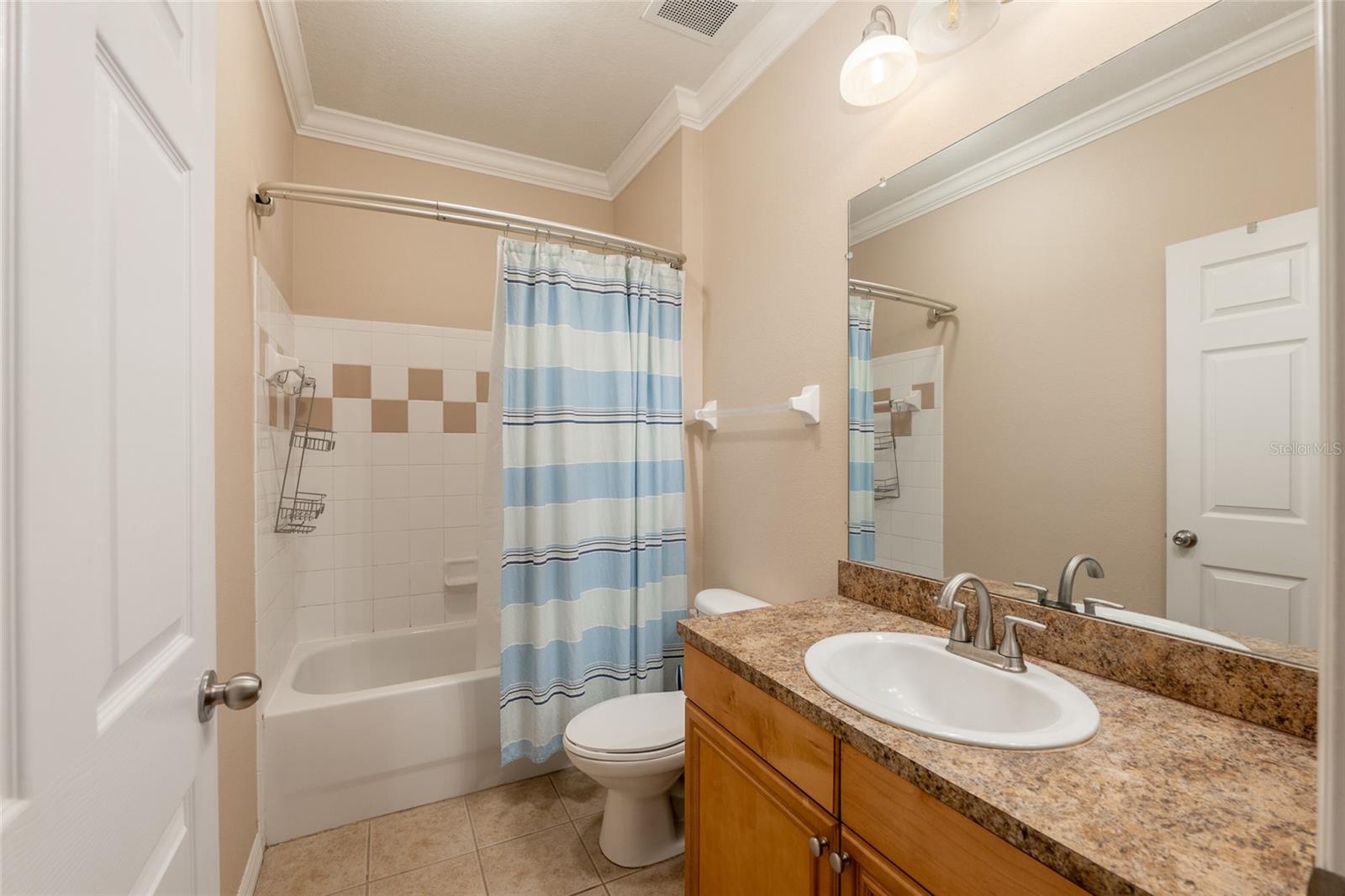 1235 SW 9TH RD #301, GAINESVILLE, FL, 32601