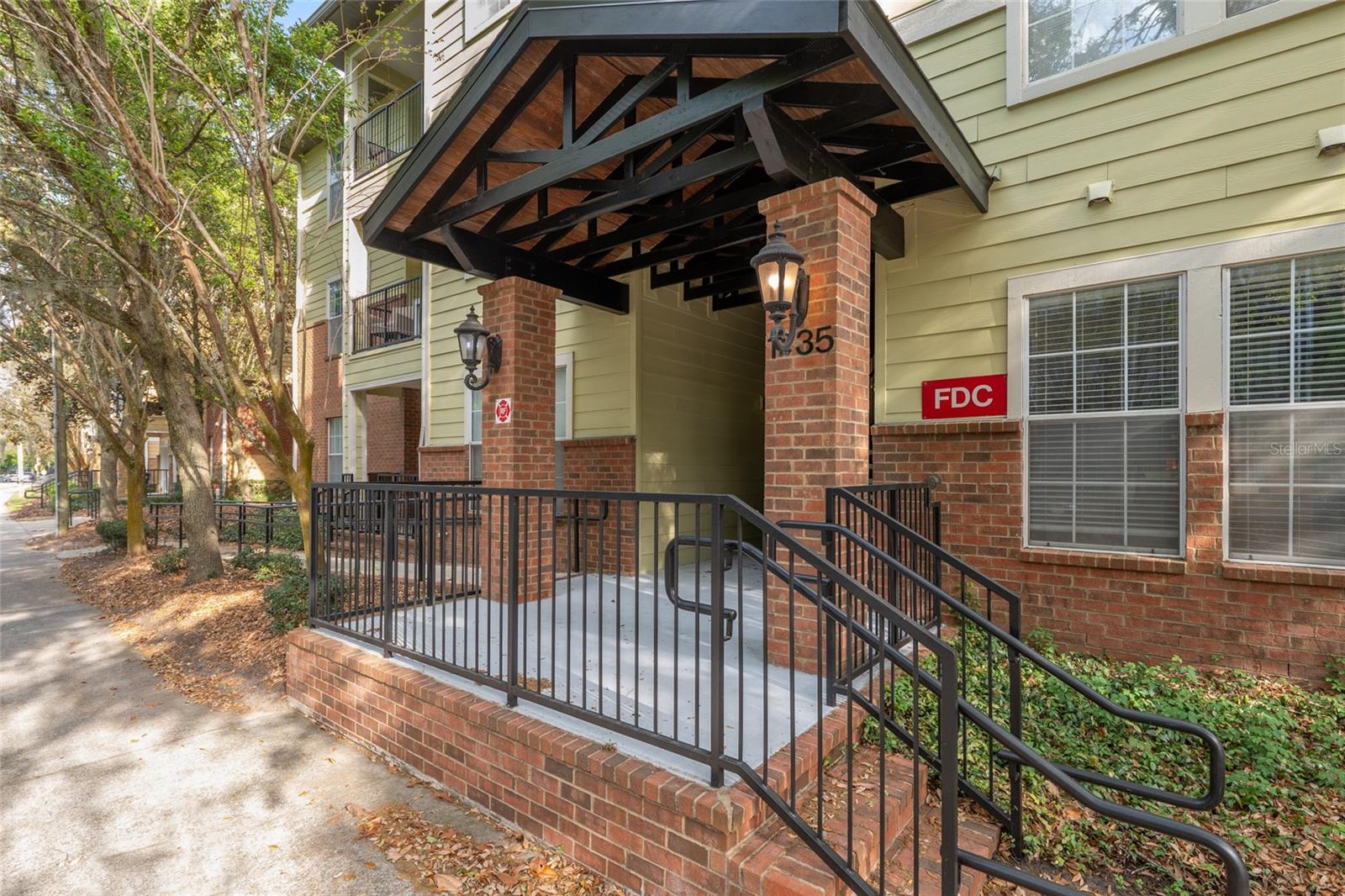 1235 SW 9TH RD #301, GAINESVILLE, FL, 32601