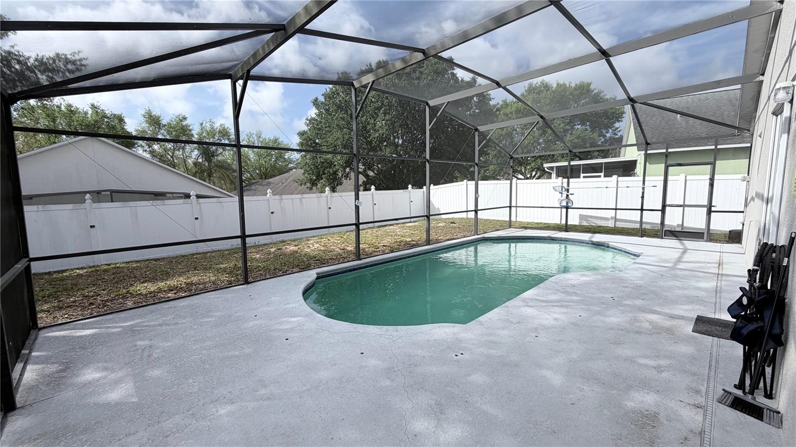 456 KNOLLWOOD DR, DAVENPORT, FL, 33837