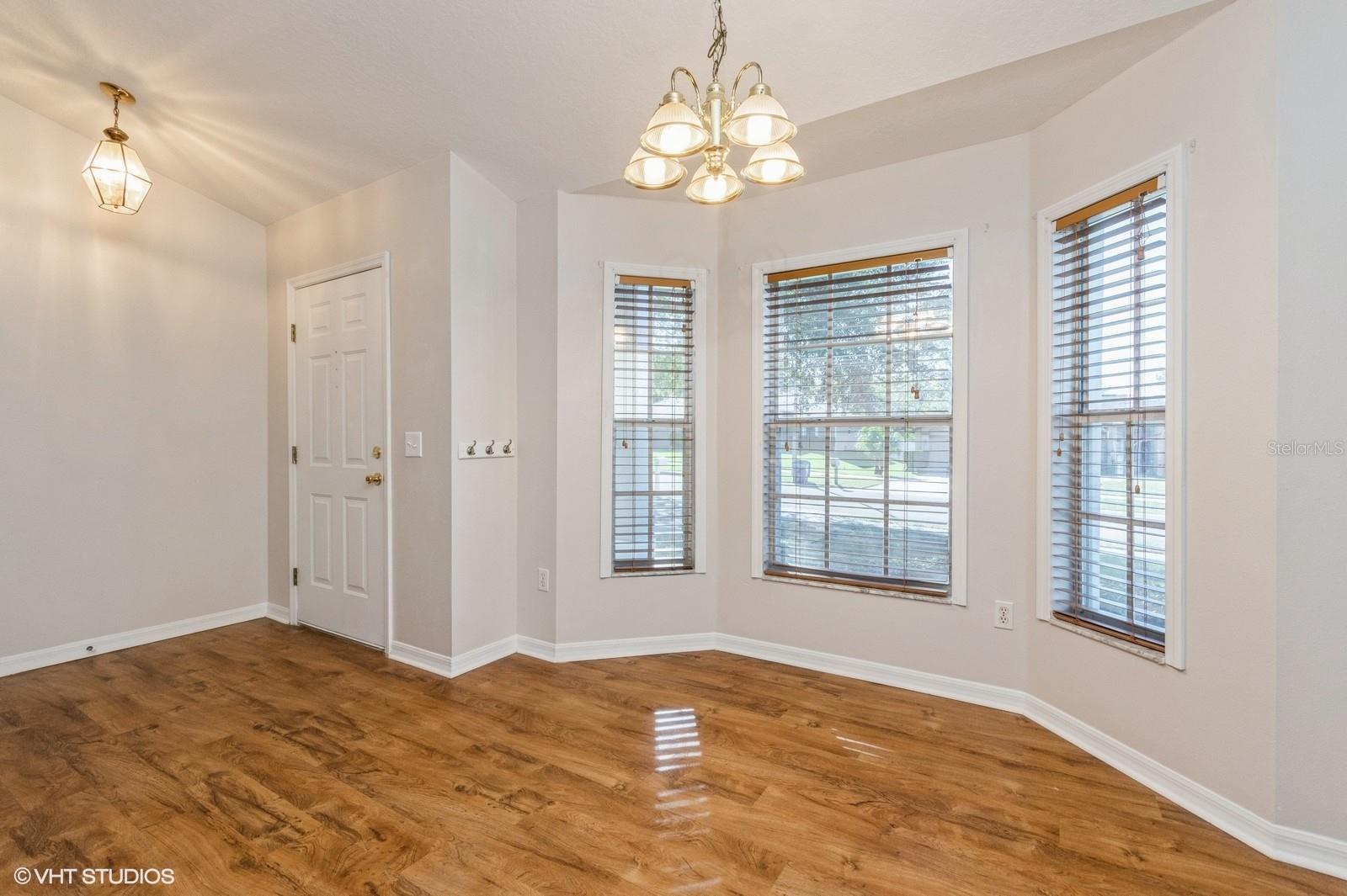 694 PARK VALLEY CIR, MINNEOLA, FL, 34715