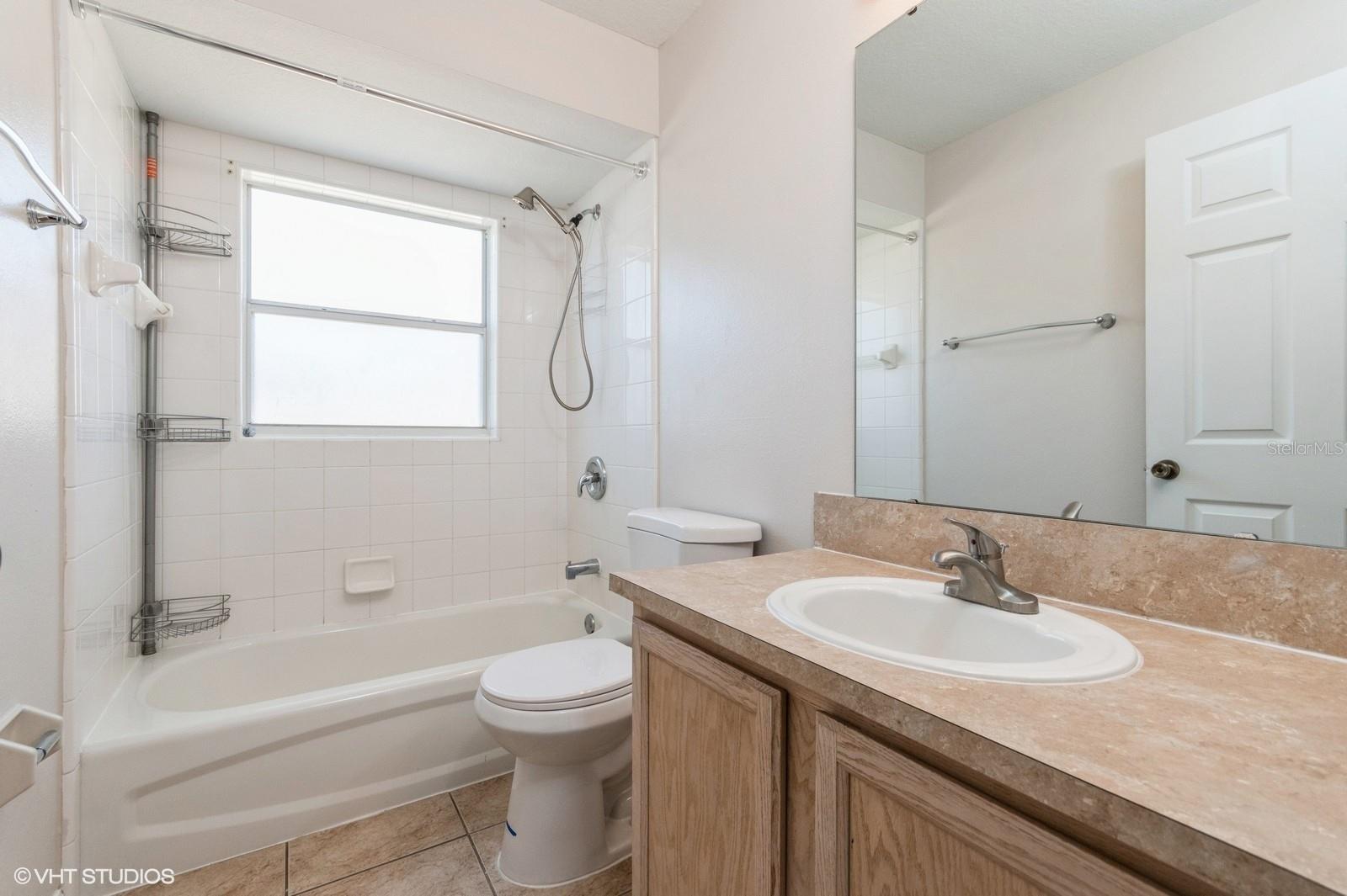 694 PARK VALLEY CIR, MINNEOLA, FL, 34715