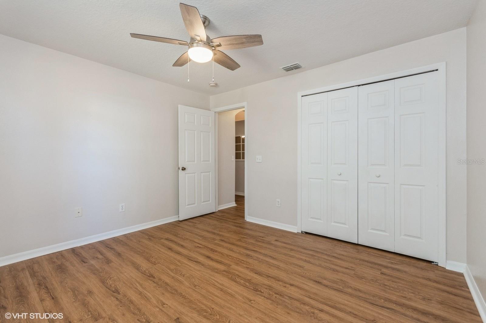 694 PARK VALLEY CIR, MINNEOLA, FL, 34715