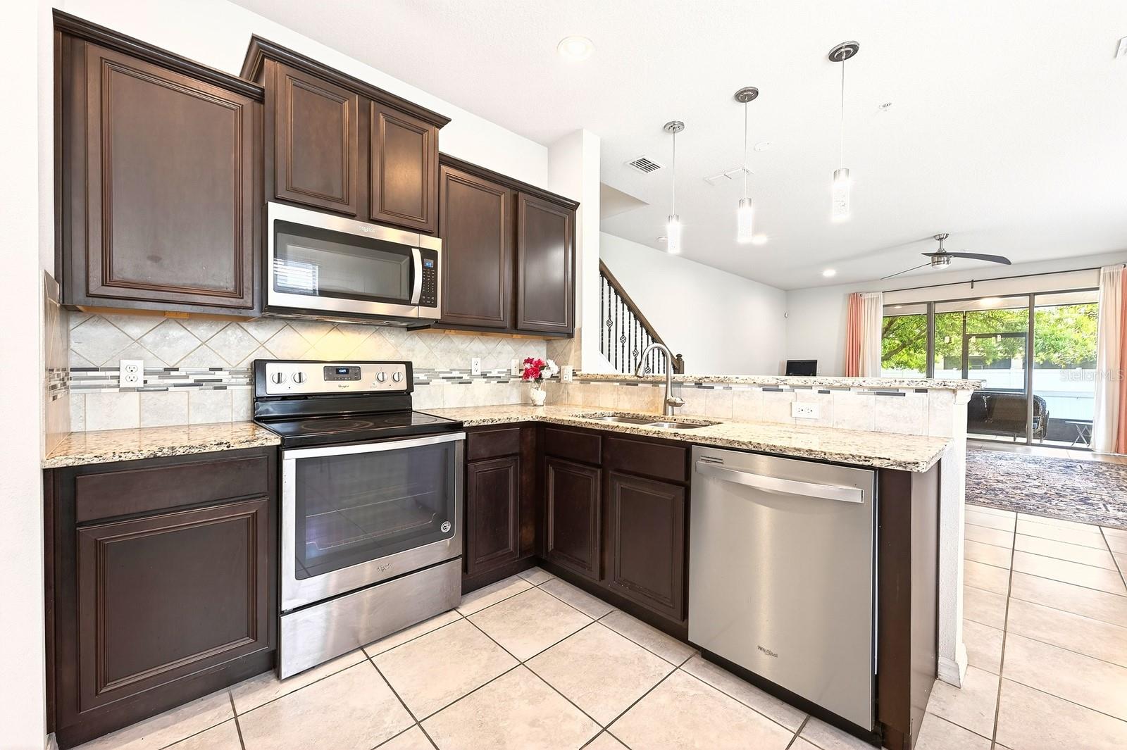 1096 PAVIA DR, APOPKA, FL, 32703
