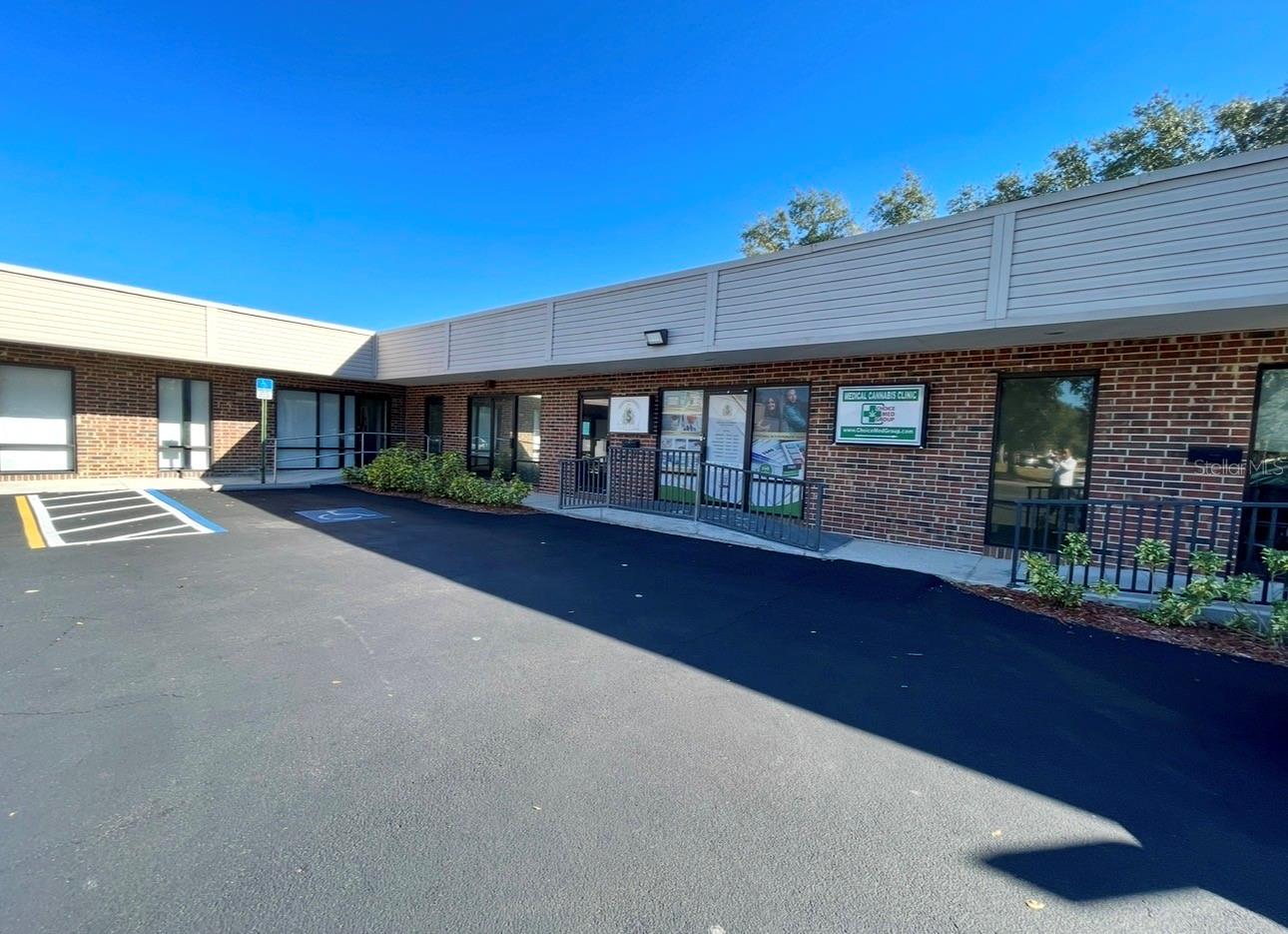 2119 W BRANDON BLVD, BRANDON, FL, 33511