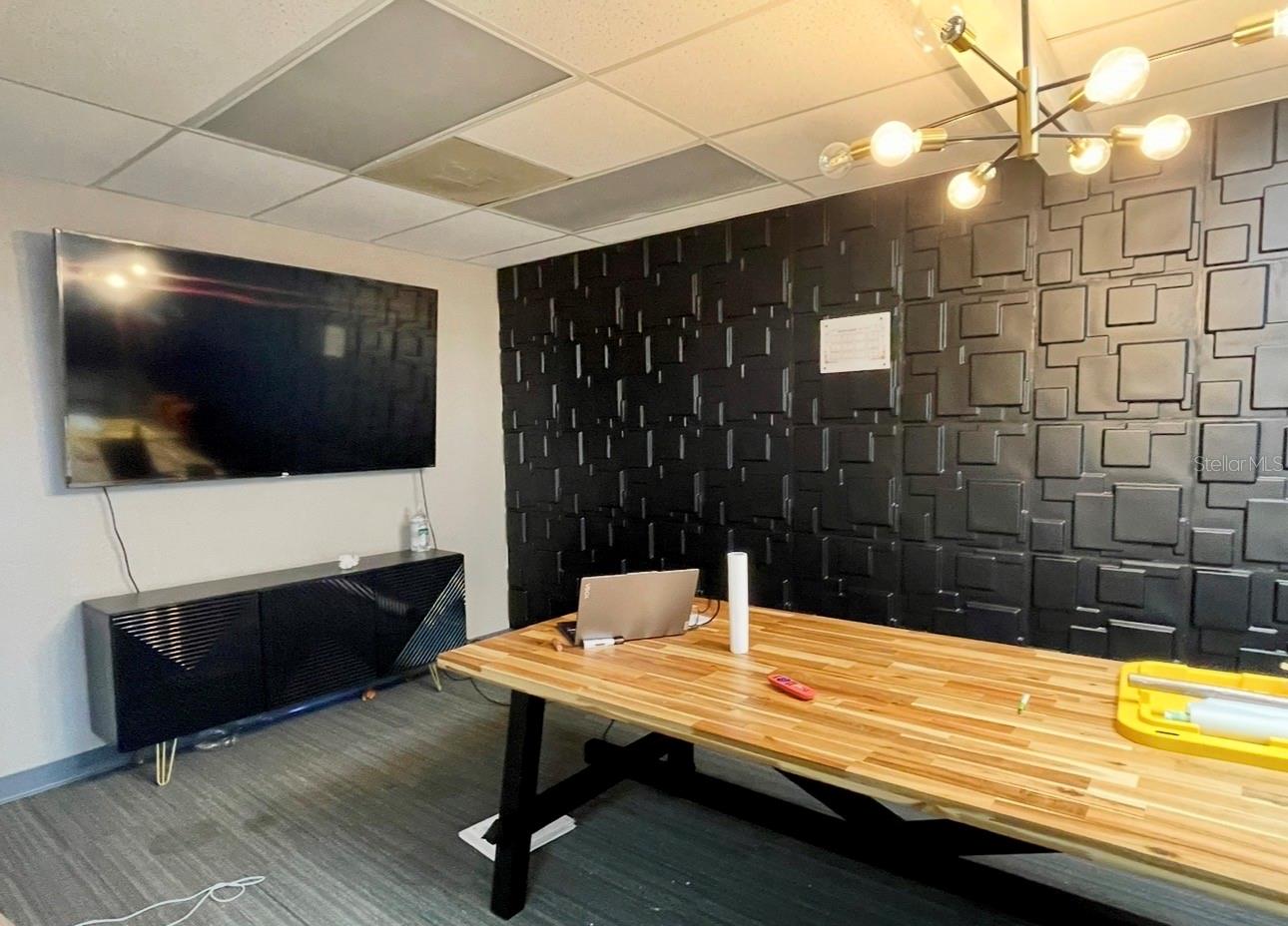 2119 W BRANDON BLVD, BRANDON, FL, 33511