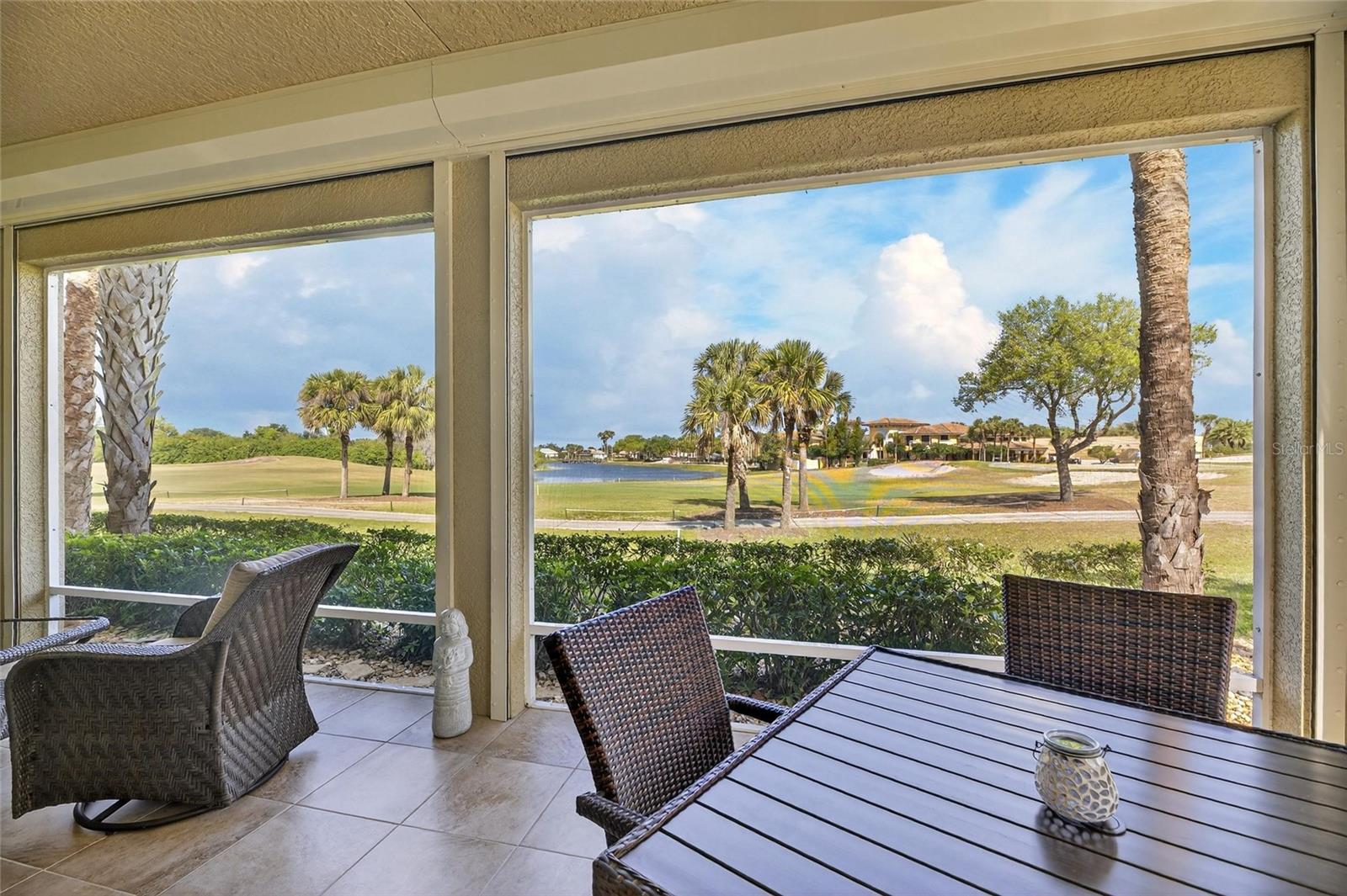1351 EMERALD DUNES DR #1351, SUN CITY CENTER, FL, 33573
