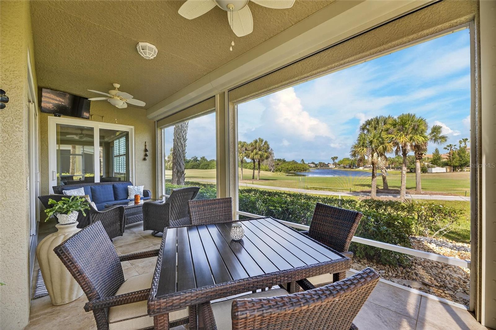1351 EMERALD DUNES DR #1351, SUN CITY CENTER, FL, 33573