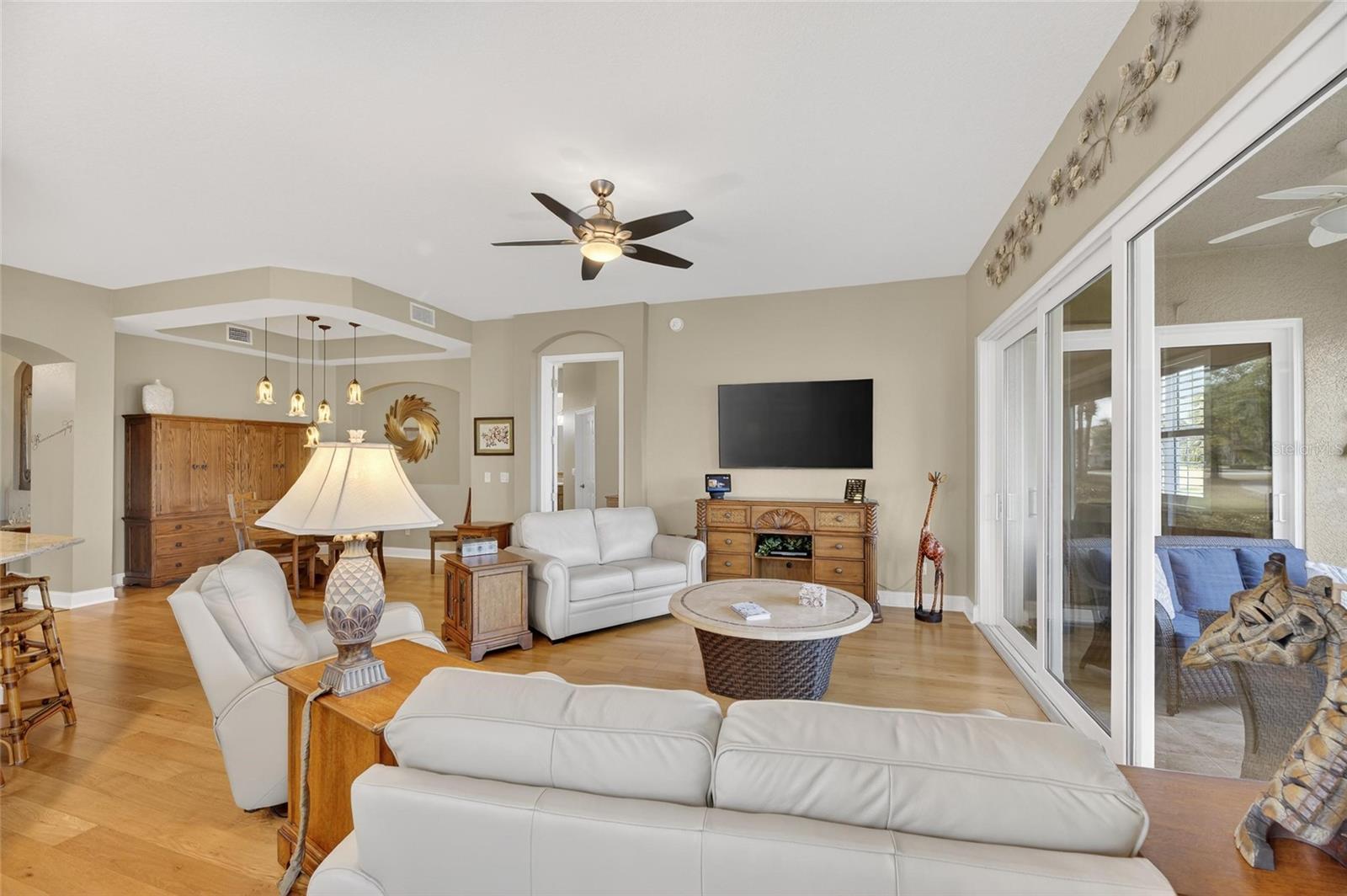 1351 EMERALD DUNES DR #1351, SUN CITY CENTER, FL, 33573