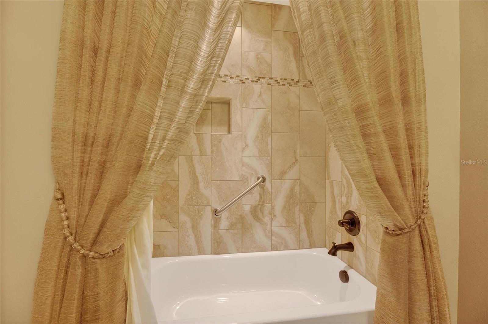 1351 EMERALD DUNES DR #1351, SUN CITY CENTER, FL, 33573