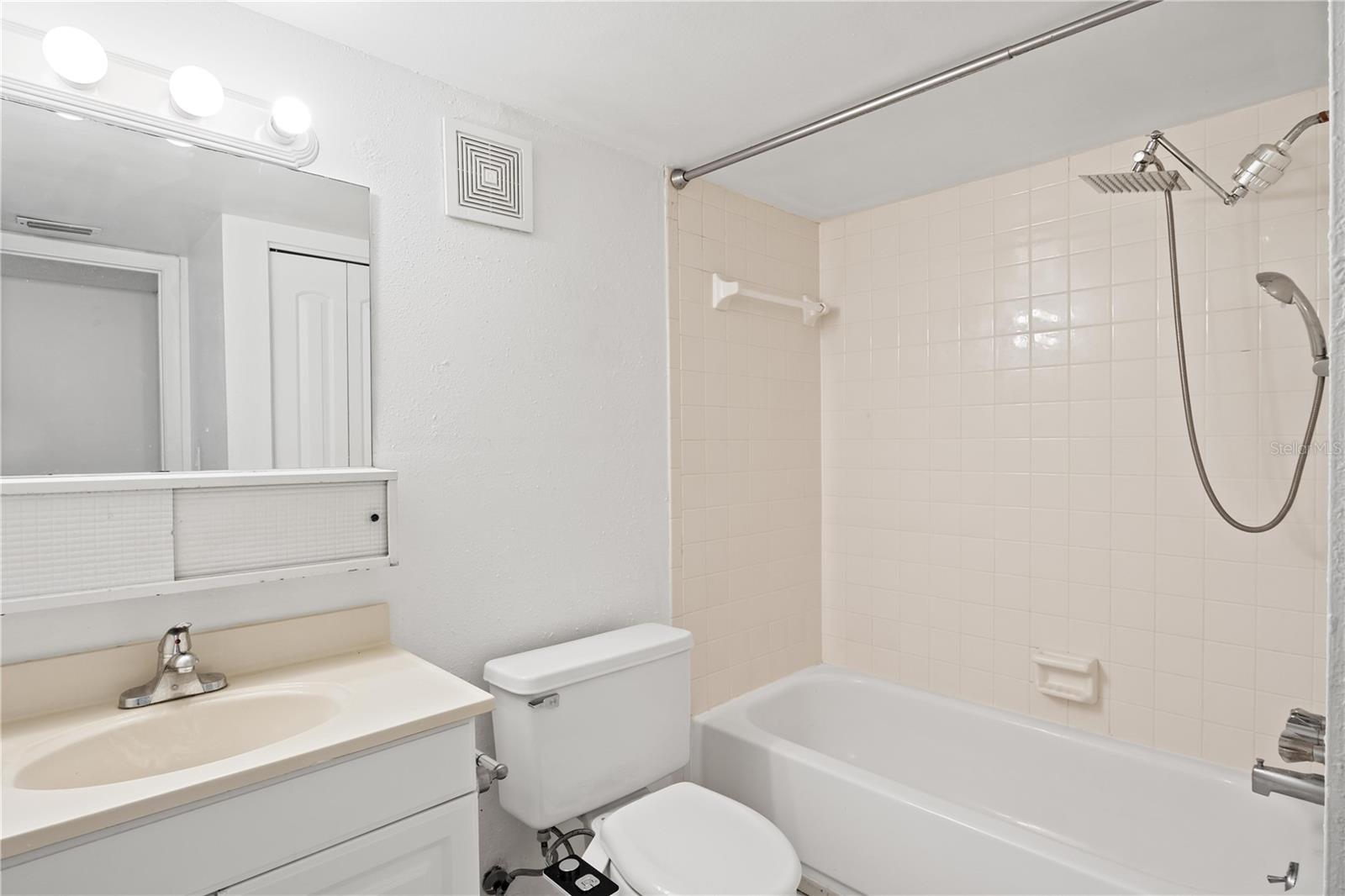 920 LAKE DESTINY RD #F, ALTAMONTE SPRINGS, FL, 32714