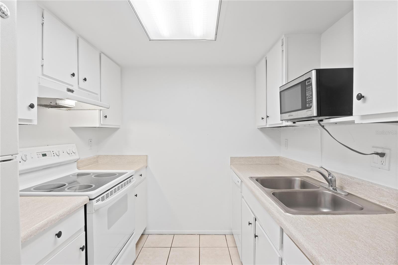 920 LAKE DESTINY RD #F, ALTAMONTE SPRINGS, FL, 32714