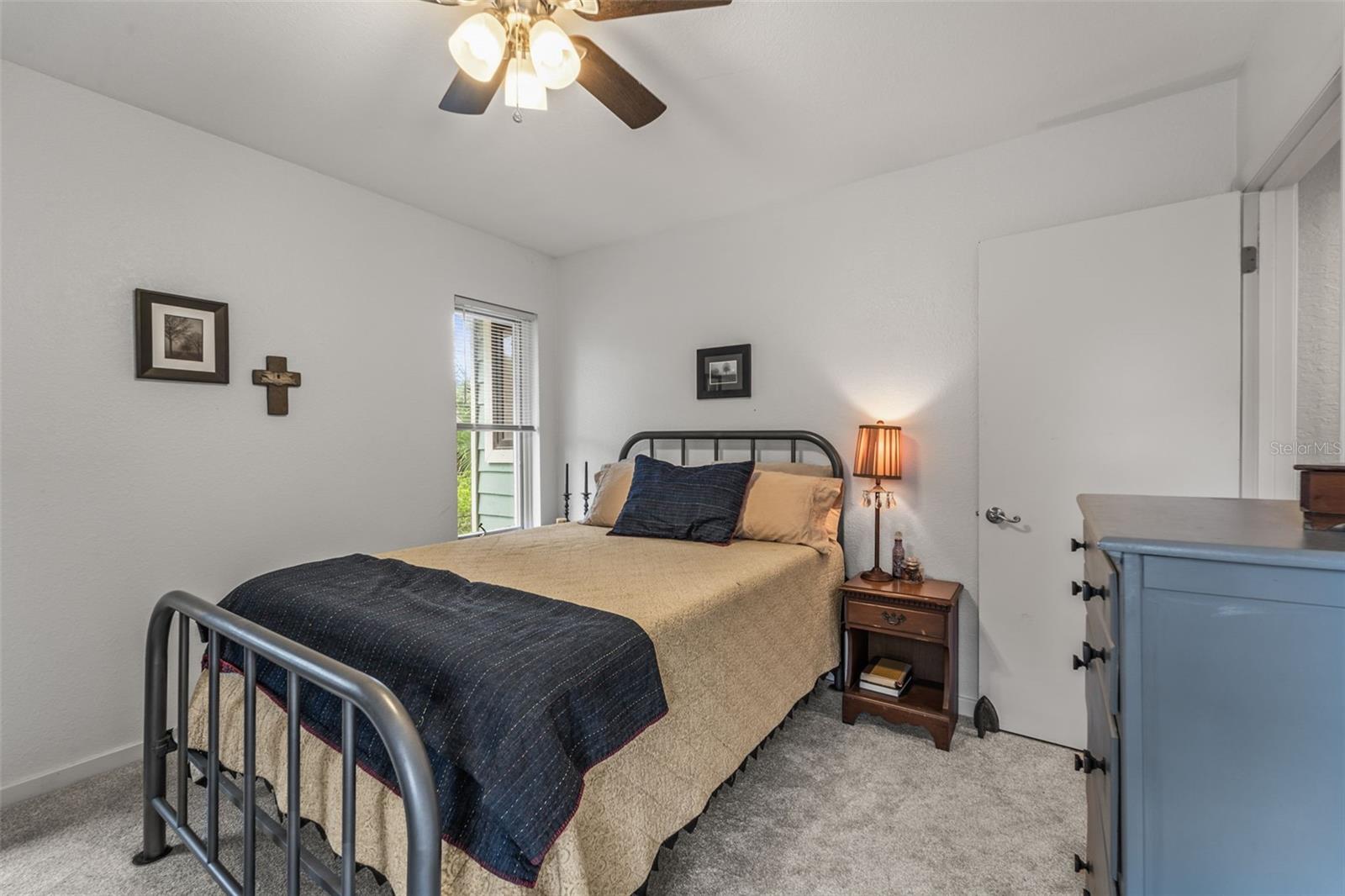12869 POINSETTIA AVE, SEMINOLE, FL, 33776
