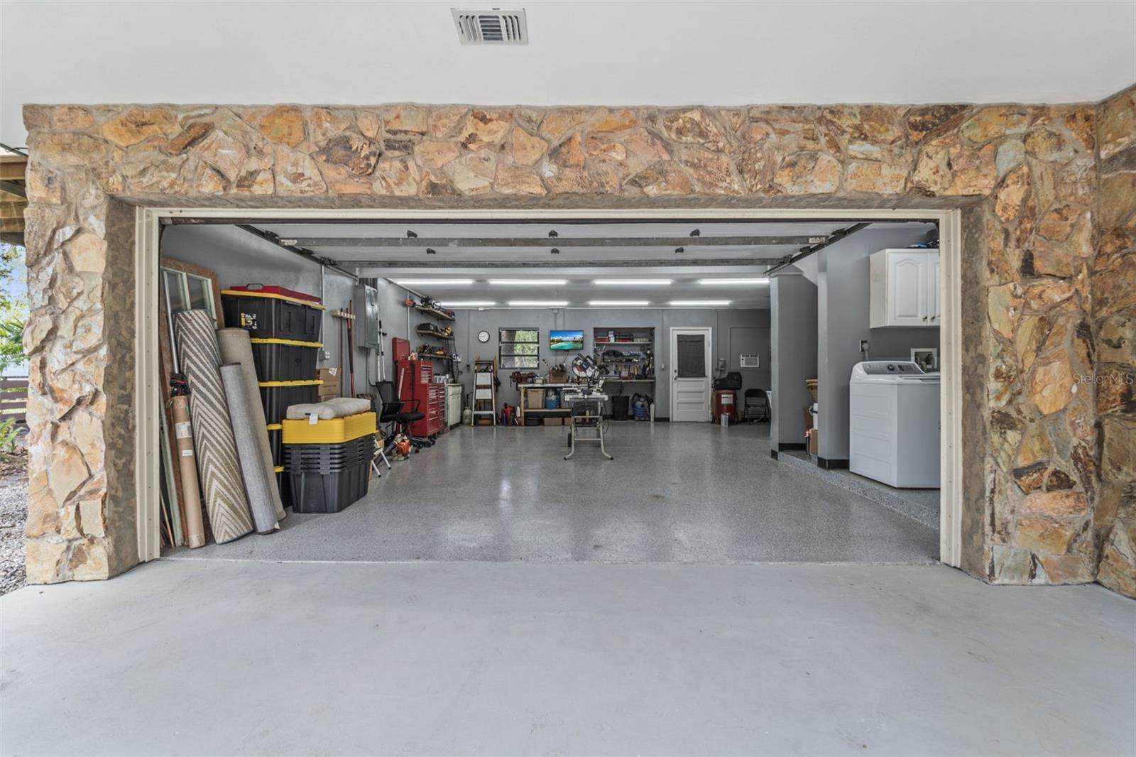 12869 POINSETTIA AVE, SEMINOLE, FL, 33776