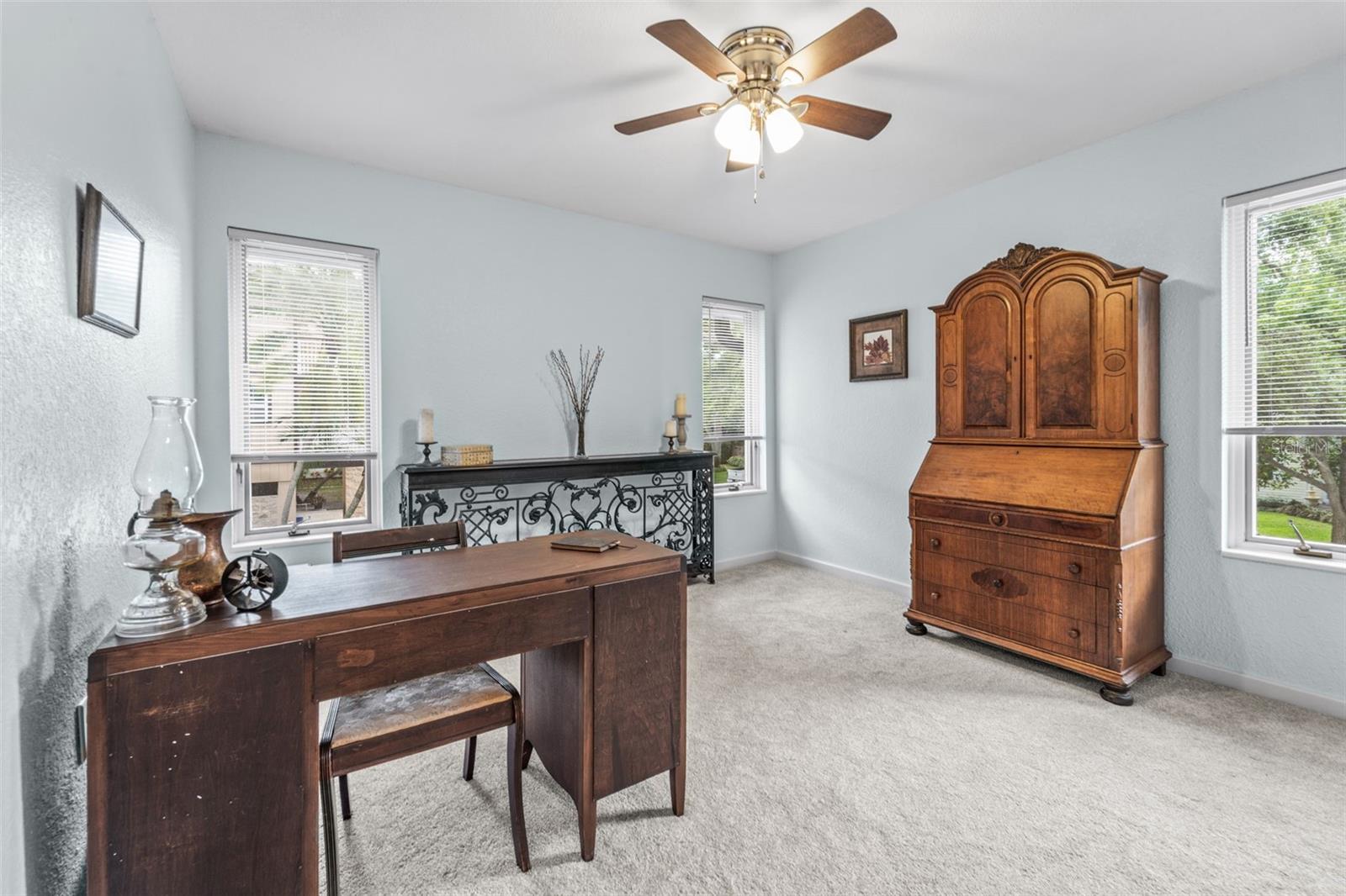 12869 POINSETTIA AVE, SEMINOLE, FL, 33776