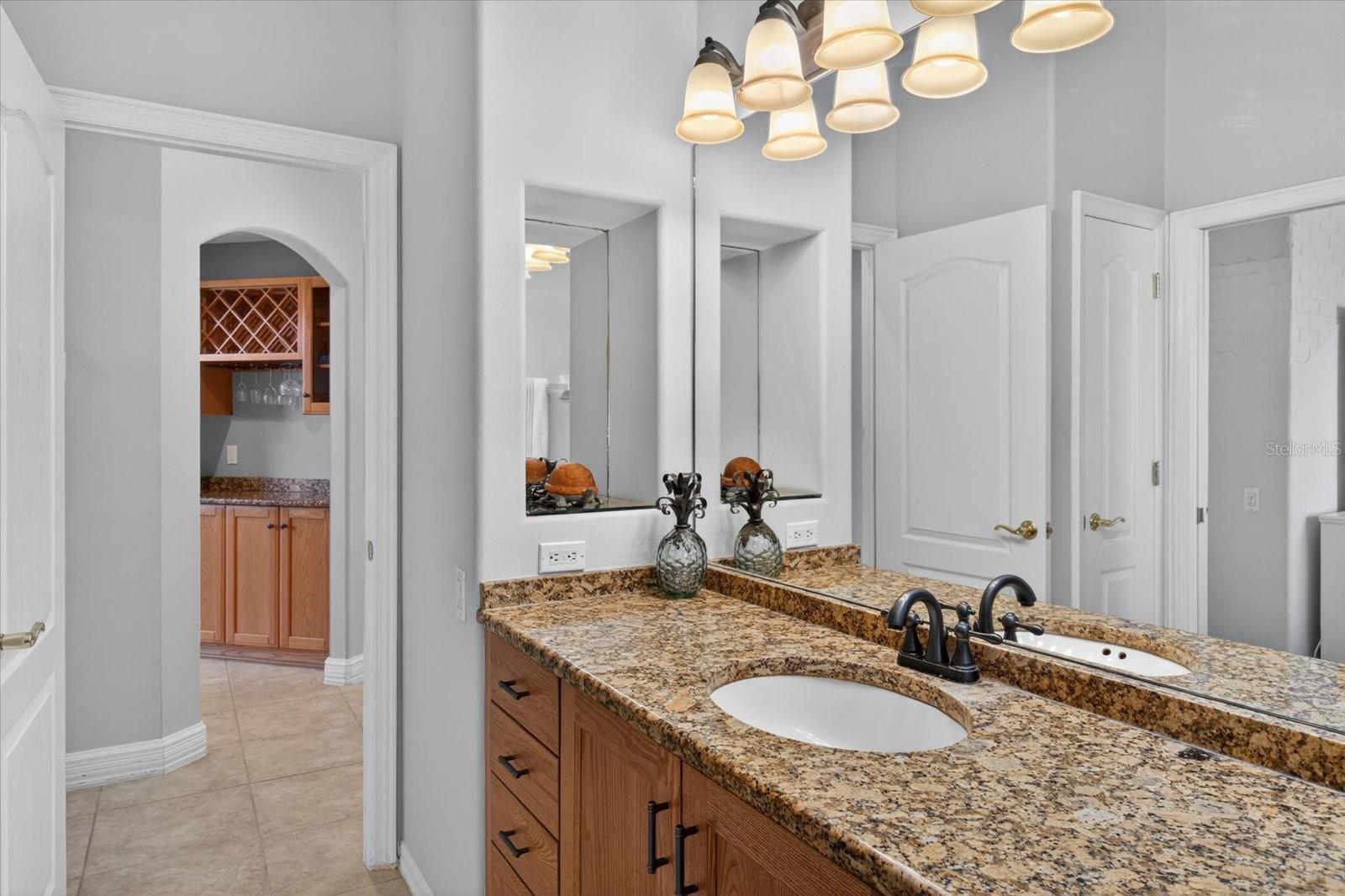 4052 CAPITOL DR, PALM HARBOR, FL, 34685