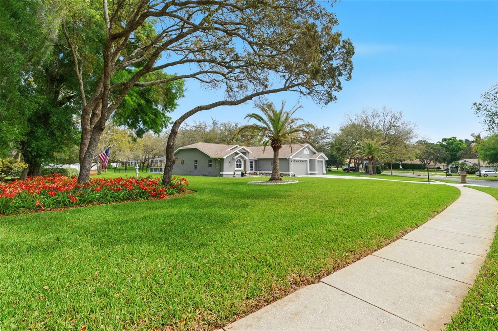 18143 WINDING OAKS BLVD, HUDSON, FL, 34667