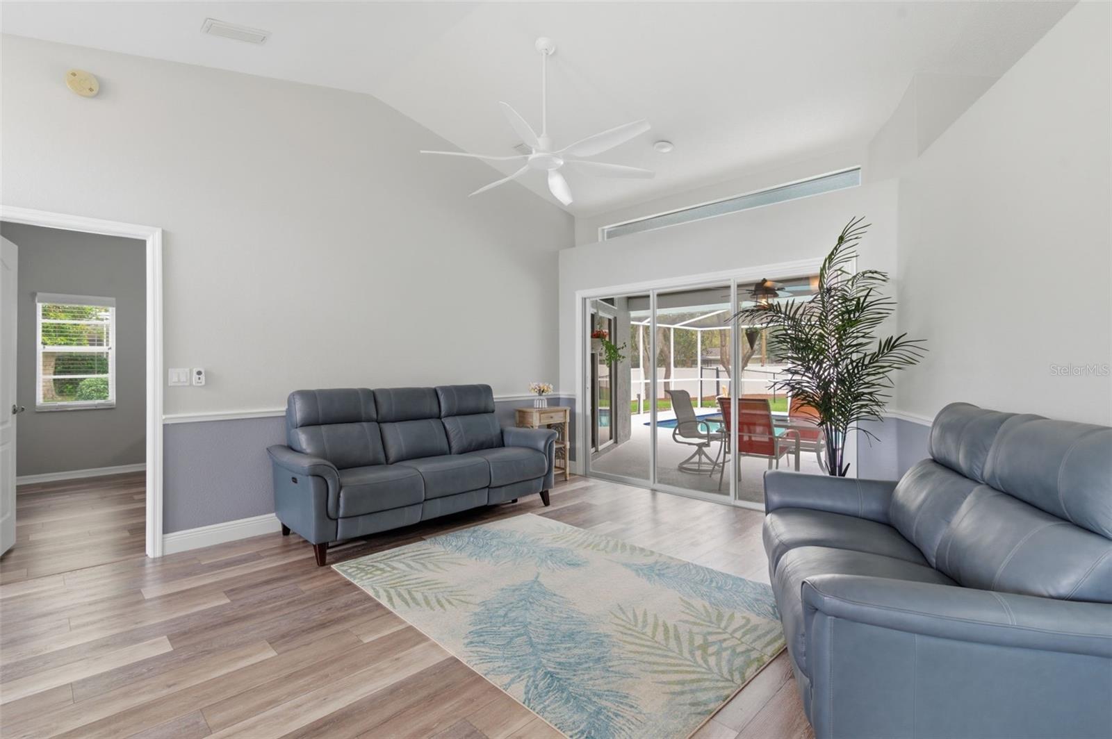 18143 WINDING OAKS BLVD, HUDSON, FL, 34667