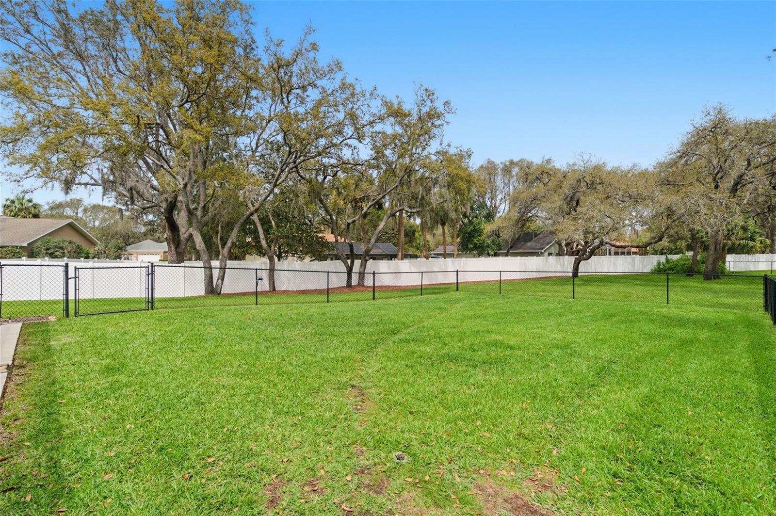 18143 WINDING OAKS BLVD, HUDSON, FL, 34667