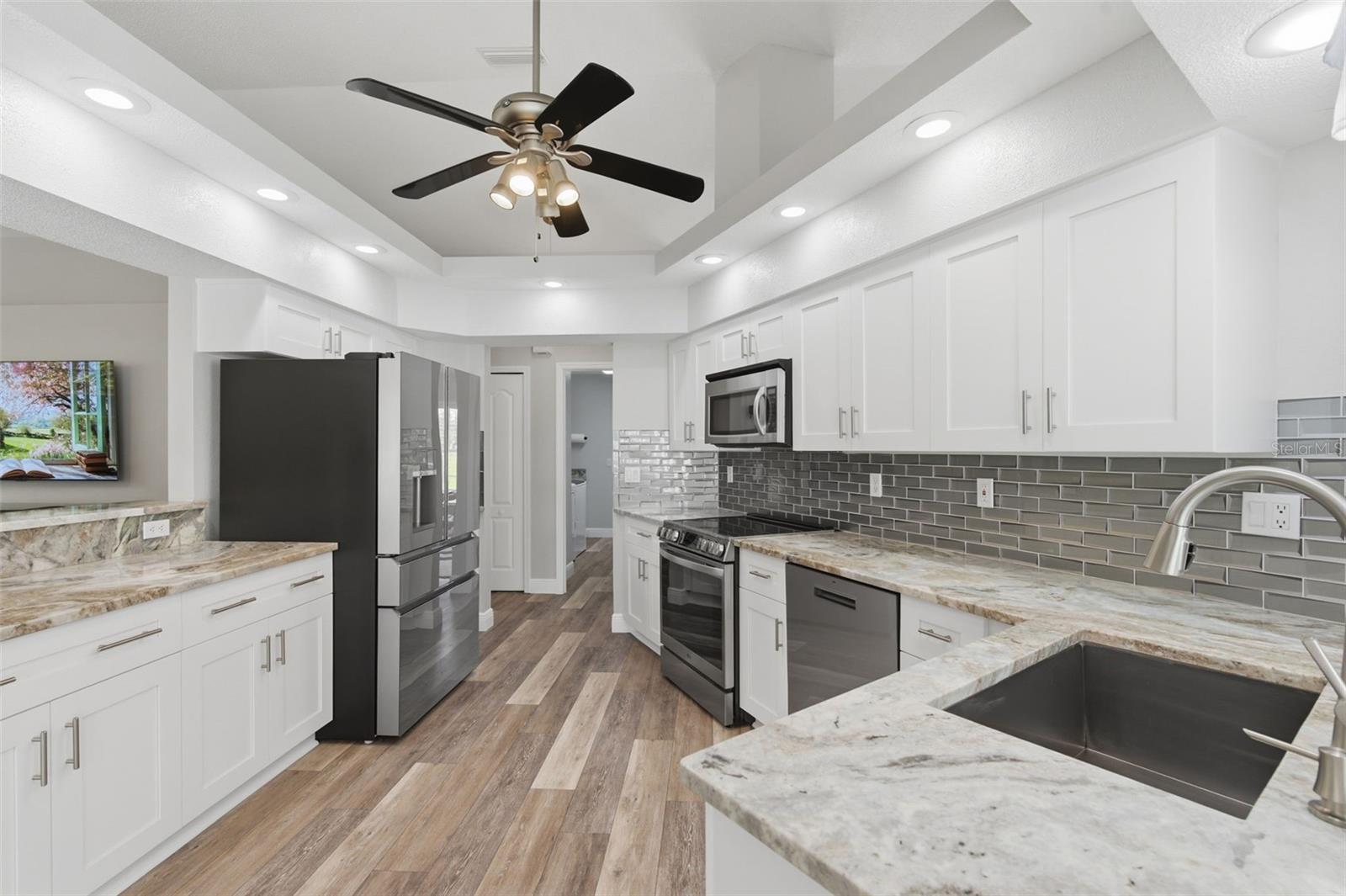18143 WINDING OAKS BLVD, HUDSON, FL, 34667