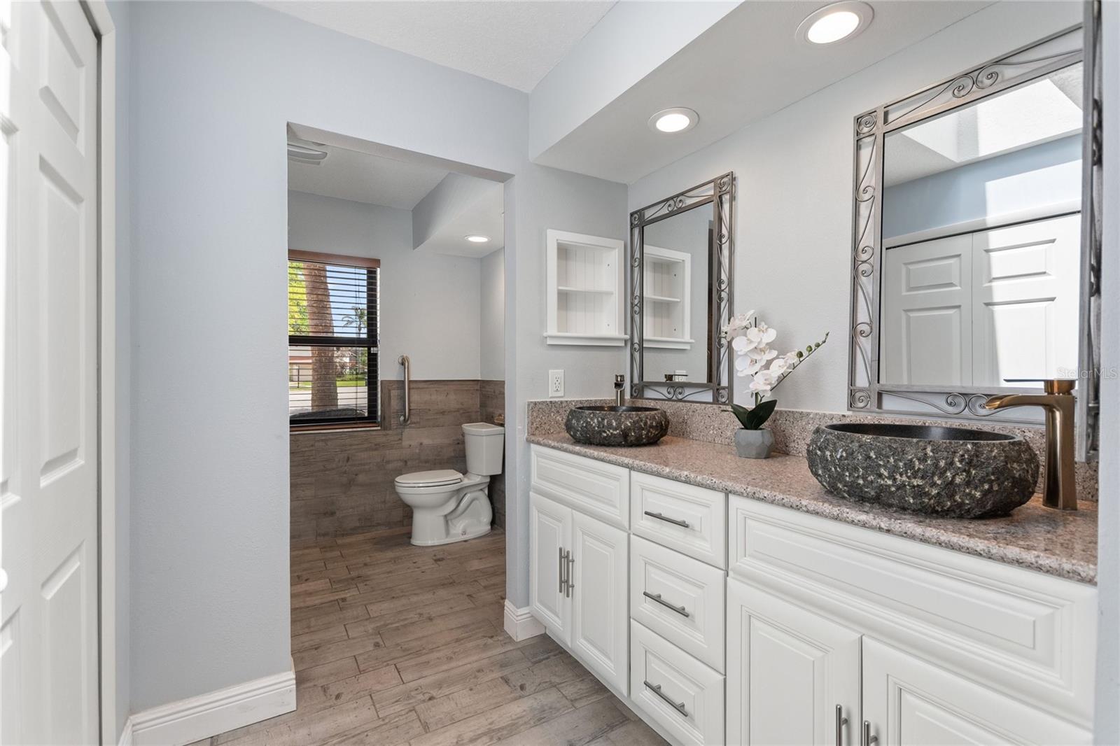 7320 FARINGTON CT, ORLANDO, FL, 32819