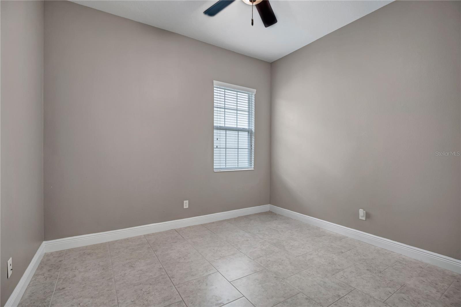 32697 NATURAL BRIDGE RD, WESLEY CHAPEL, FL, 33543