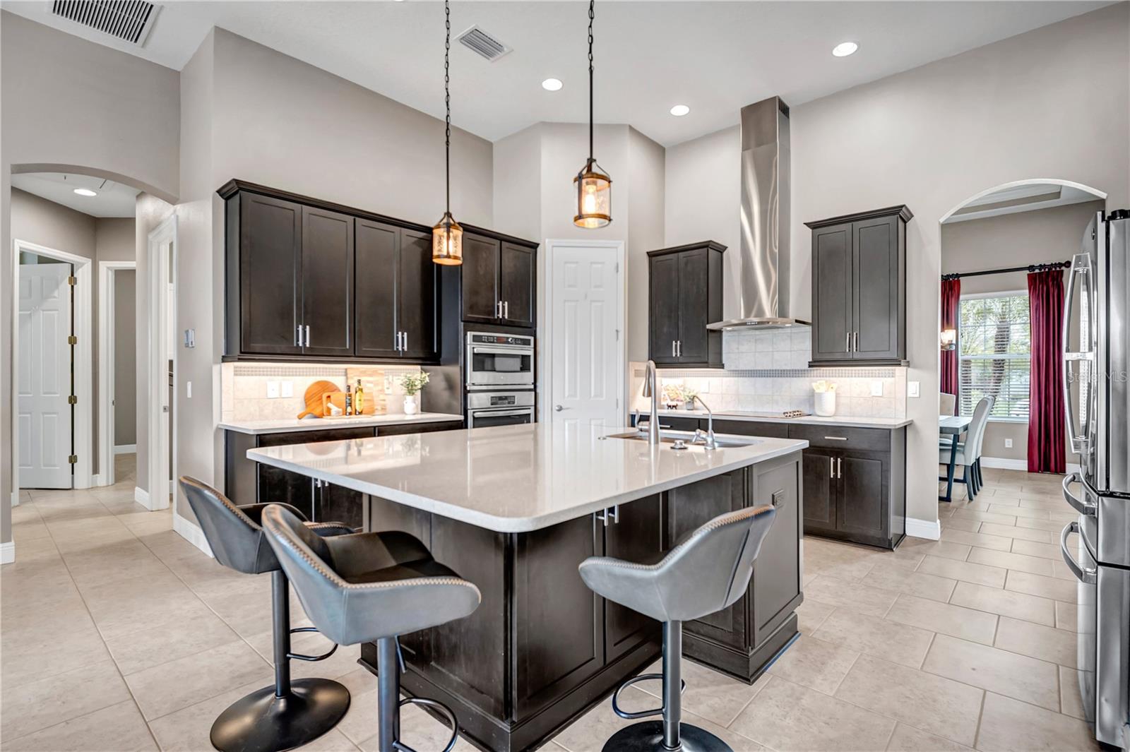 32697 NATURAL BRIDGE RD, WESLEY CHAPEL, FL, 33543