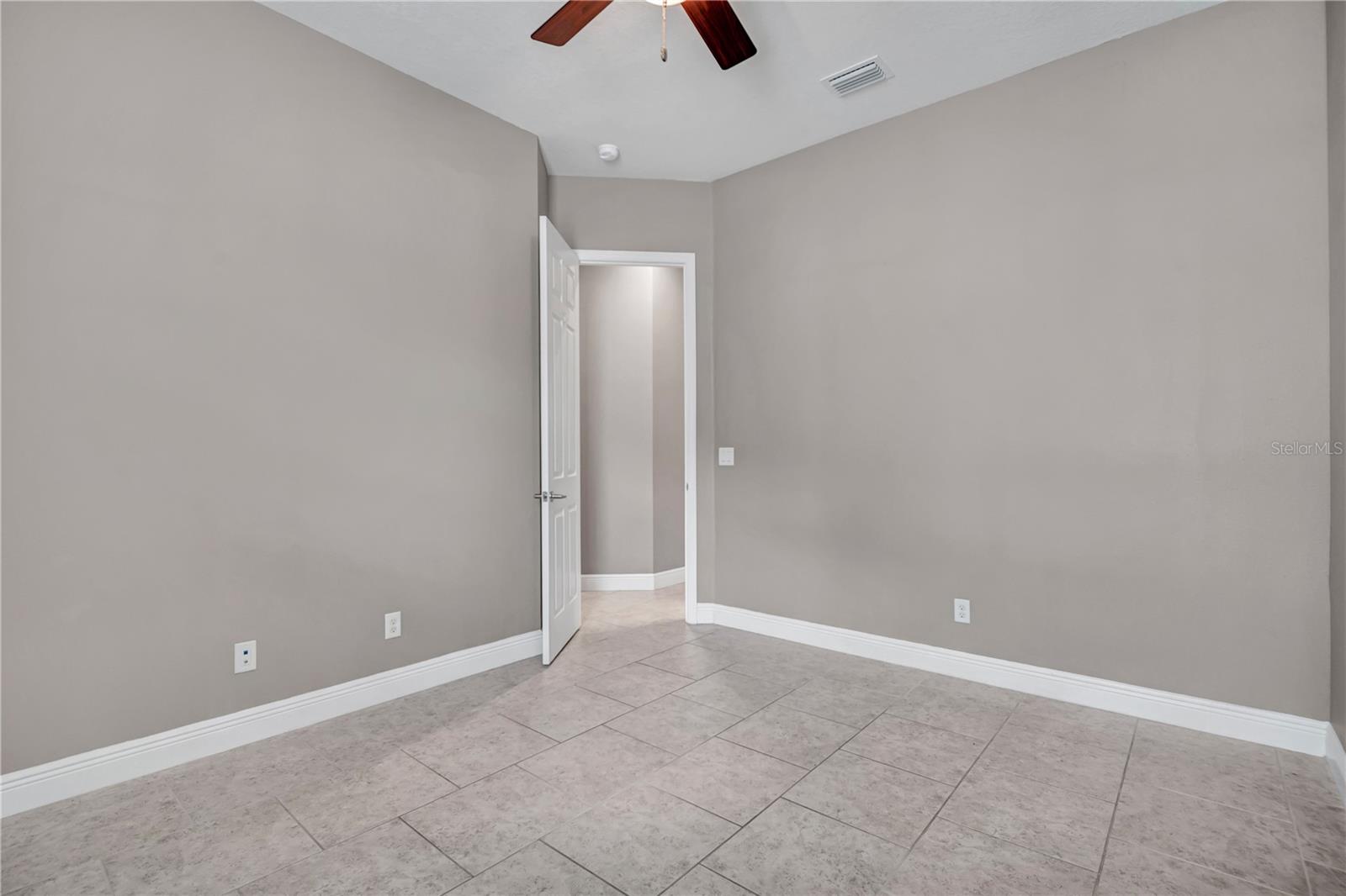 32697 NATURAL BRIDGE RD, WESLEY CHAPEL, FL, 33543