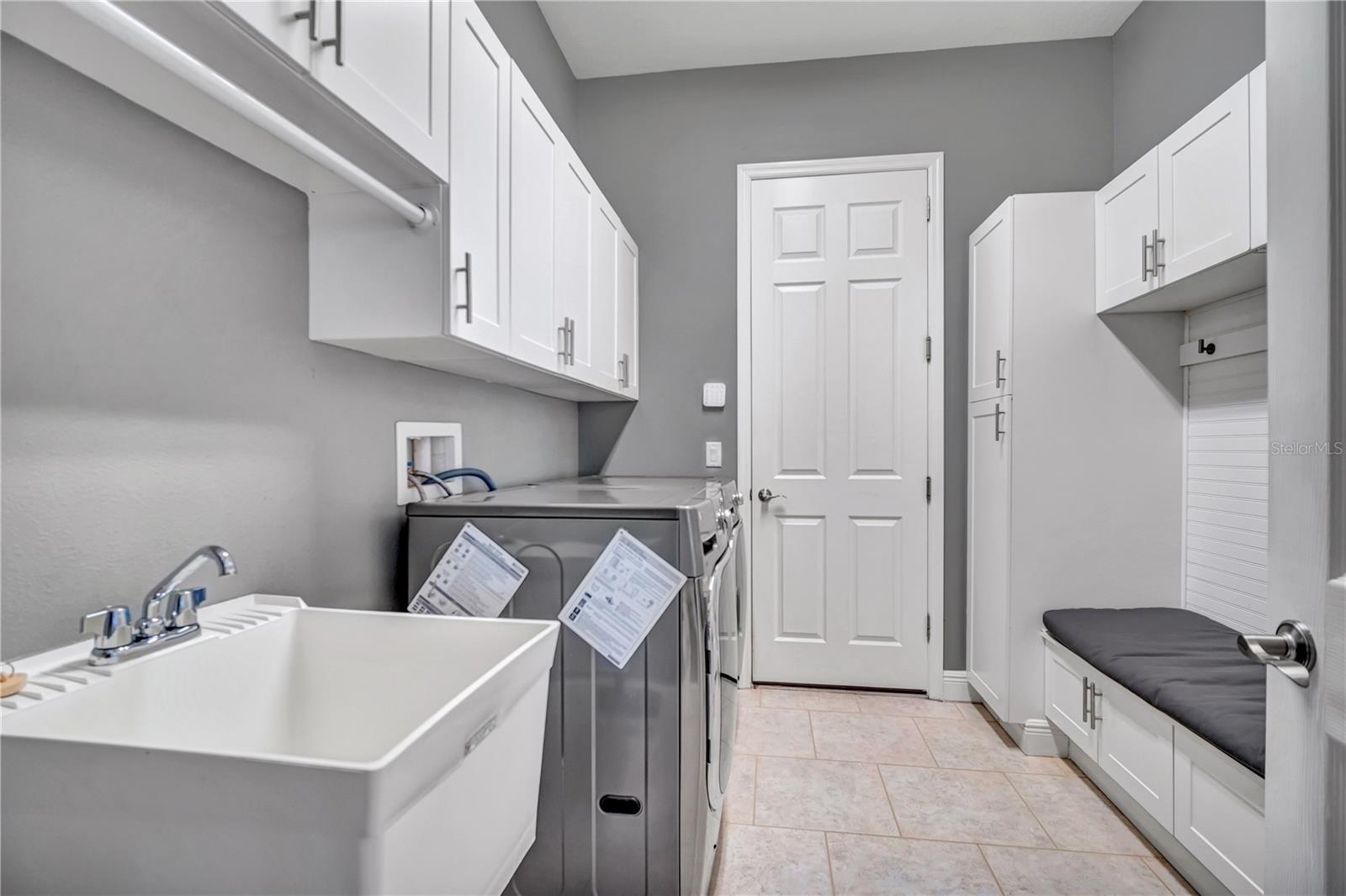 32697 NATURAL BRIDGE RD, WESLEY CHAPEL, FL, 33543