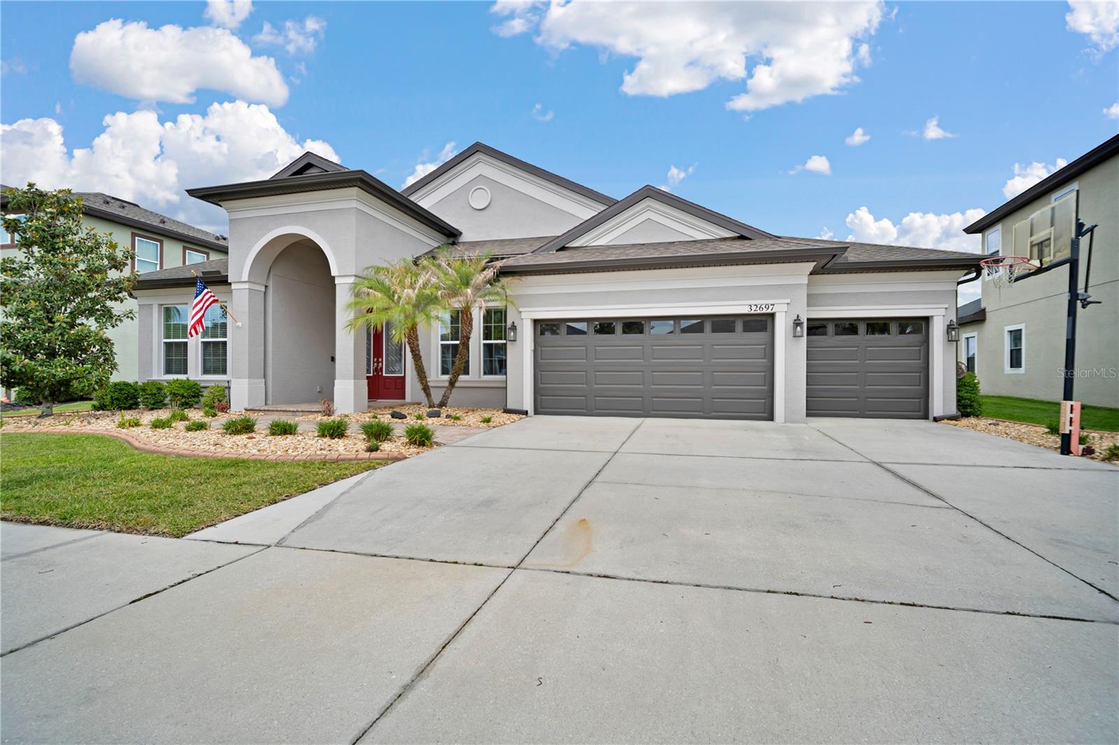 32697 NATURAL BRIDGE RD, WESLEY CHAPEL, FL, 33543