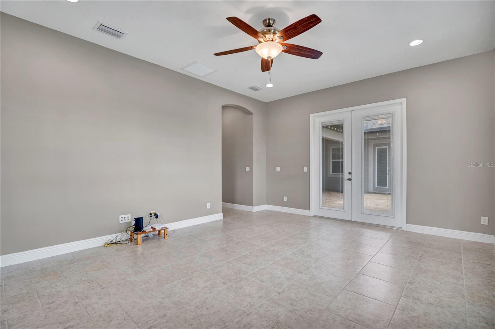 32697 NATURAL BRIDGE RD, WESLEY CHAPEL, FL, 33543