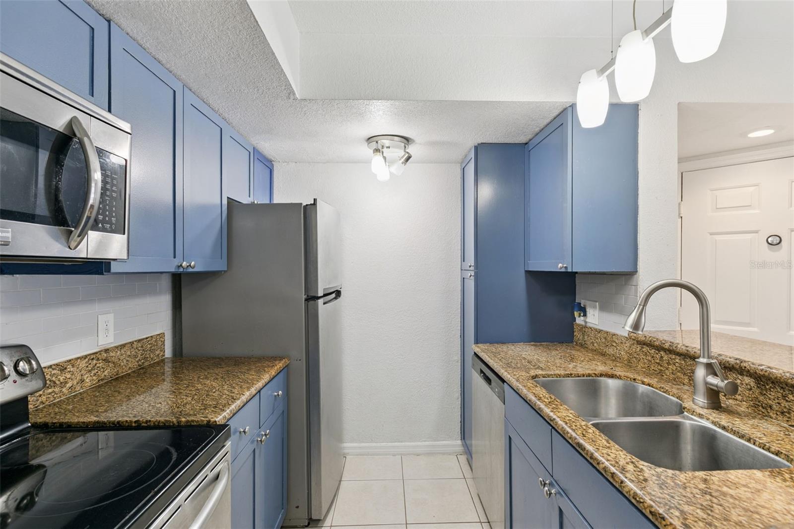 5112 CONROY RD #311, ORLANDO, FL, 32811